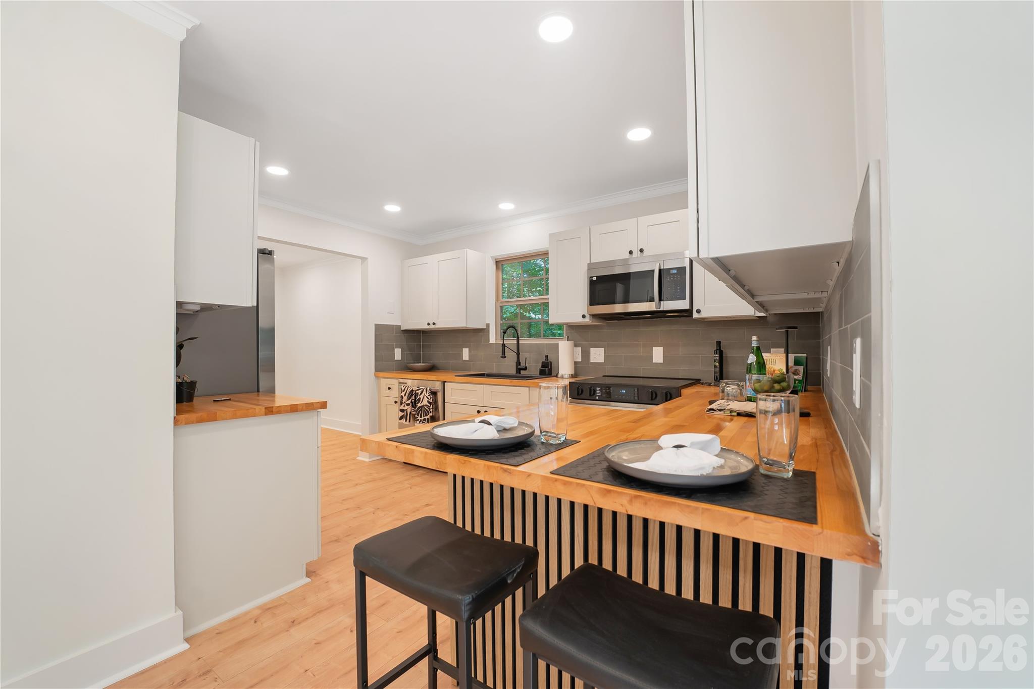 6316 Grove Park Boulevard — Charlotte