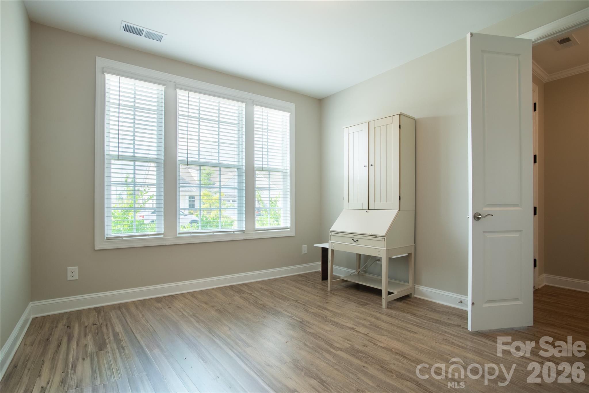9038 Daring Court — Charlotte