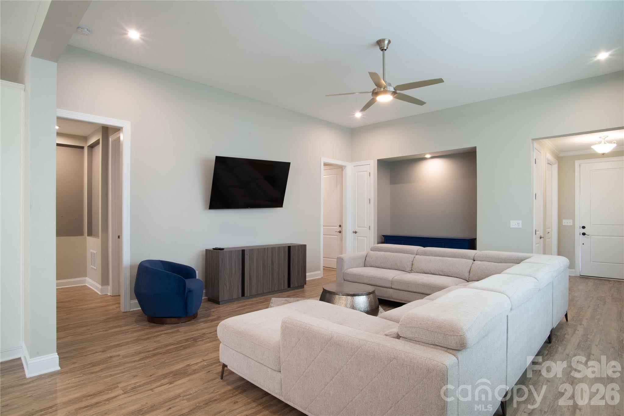 9038 Daring Court — Charlotte