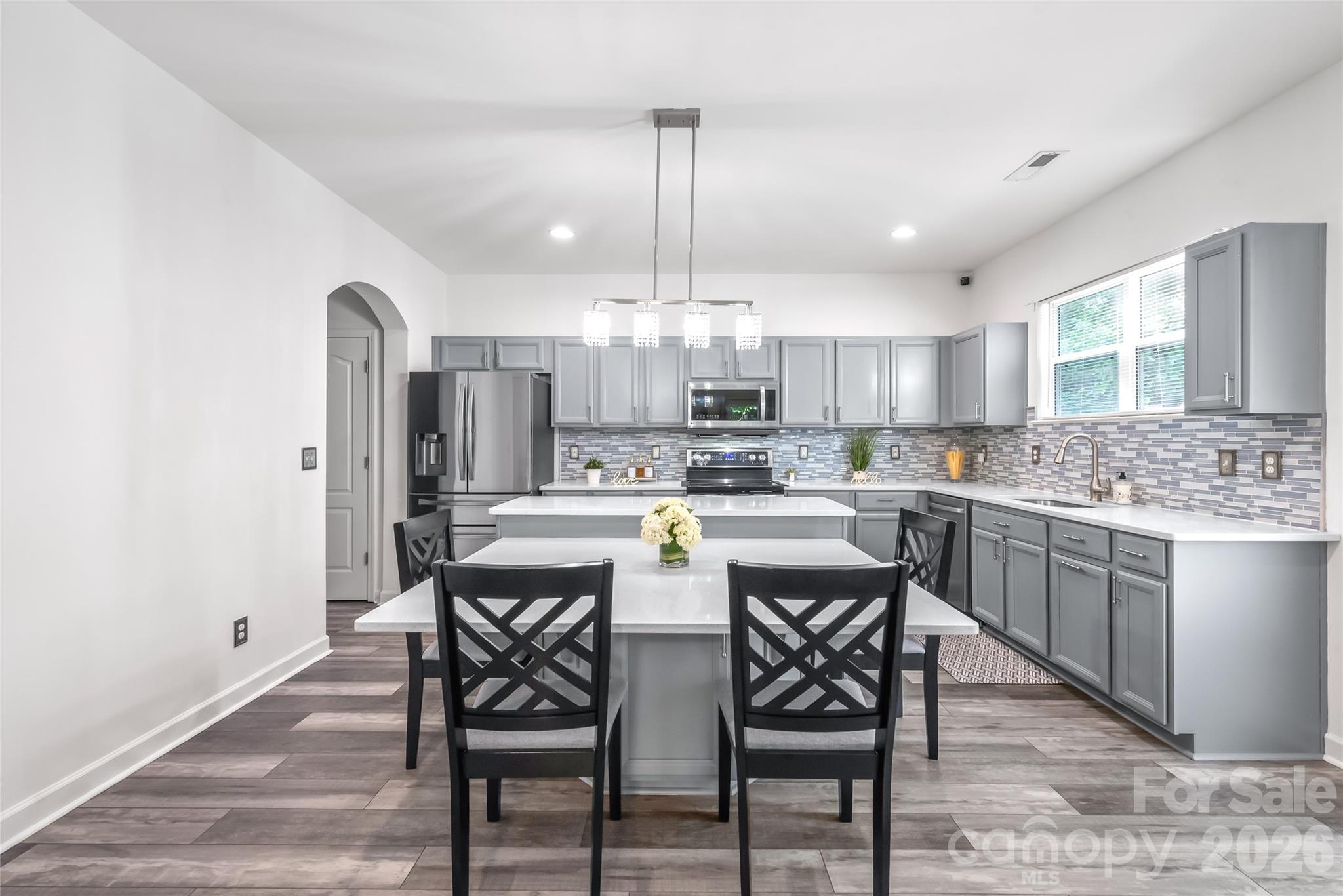 6404 Lanzerac Manor Drive — Charlotte