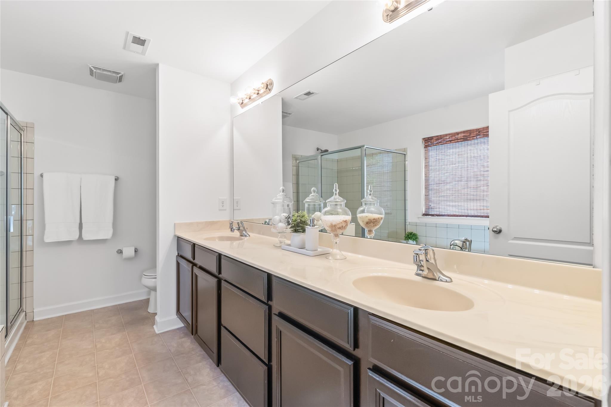 6404 Lanzerac Manor Drive — Charlotte