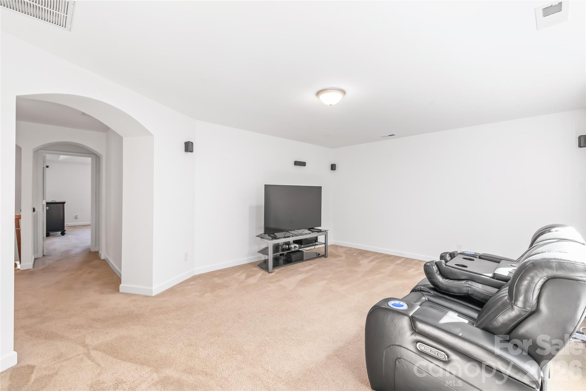 6404 Lanzerac Manor Drive — Charlotte