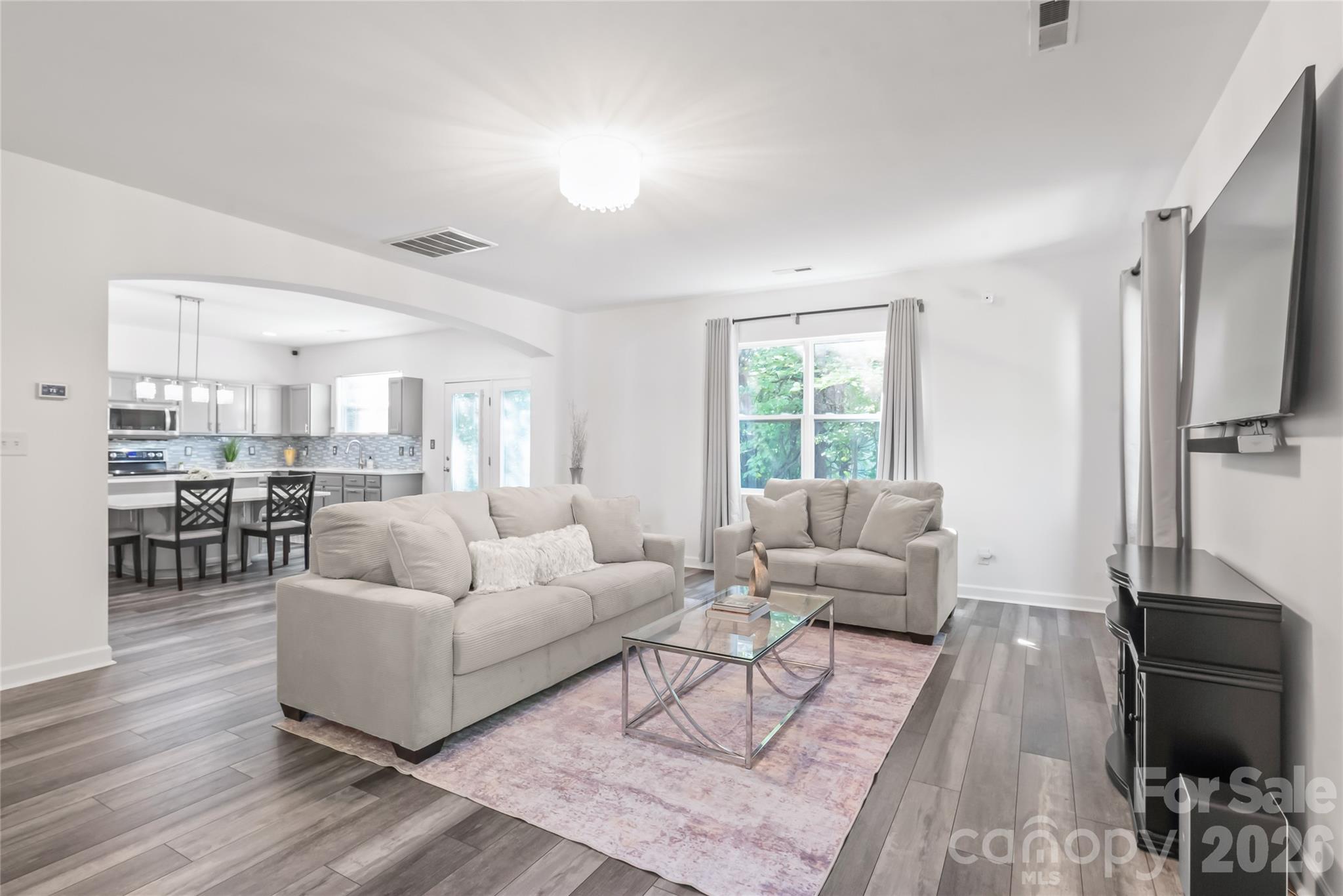 6404 Lanzerac Manor Drive — Charlotte