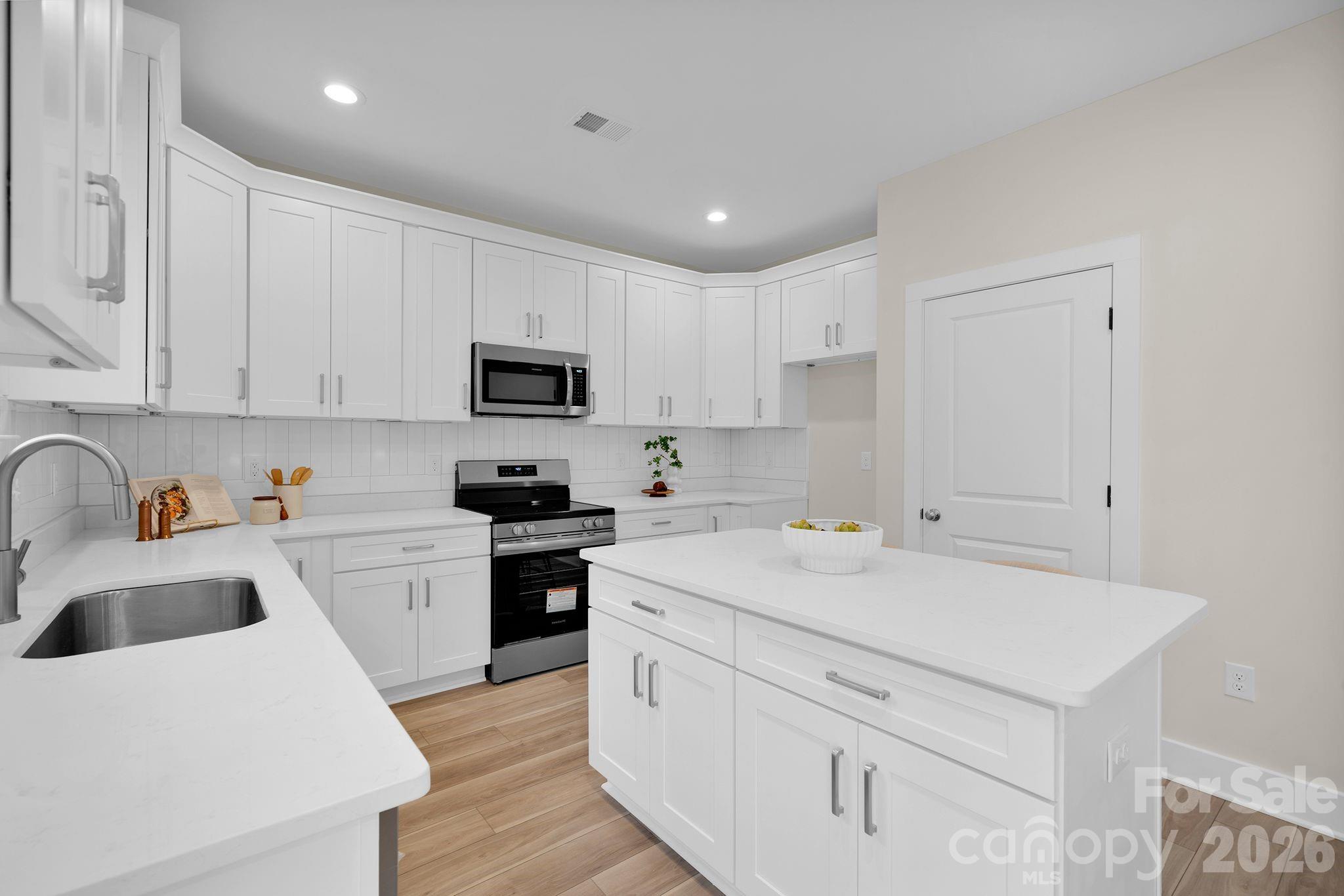 146 Forest Creek Drive — Statesville