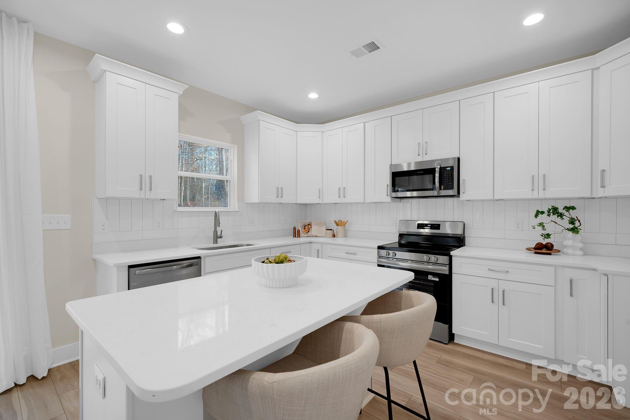 146 Forest Creek Drive — Statesville
