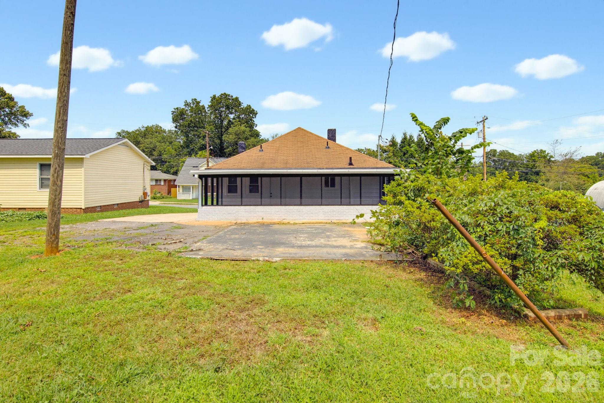805 W Horah Street — Salisbury
