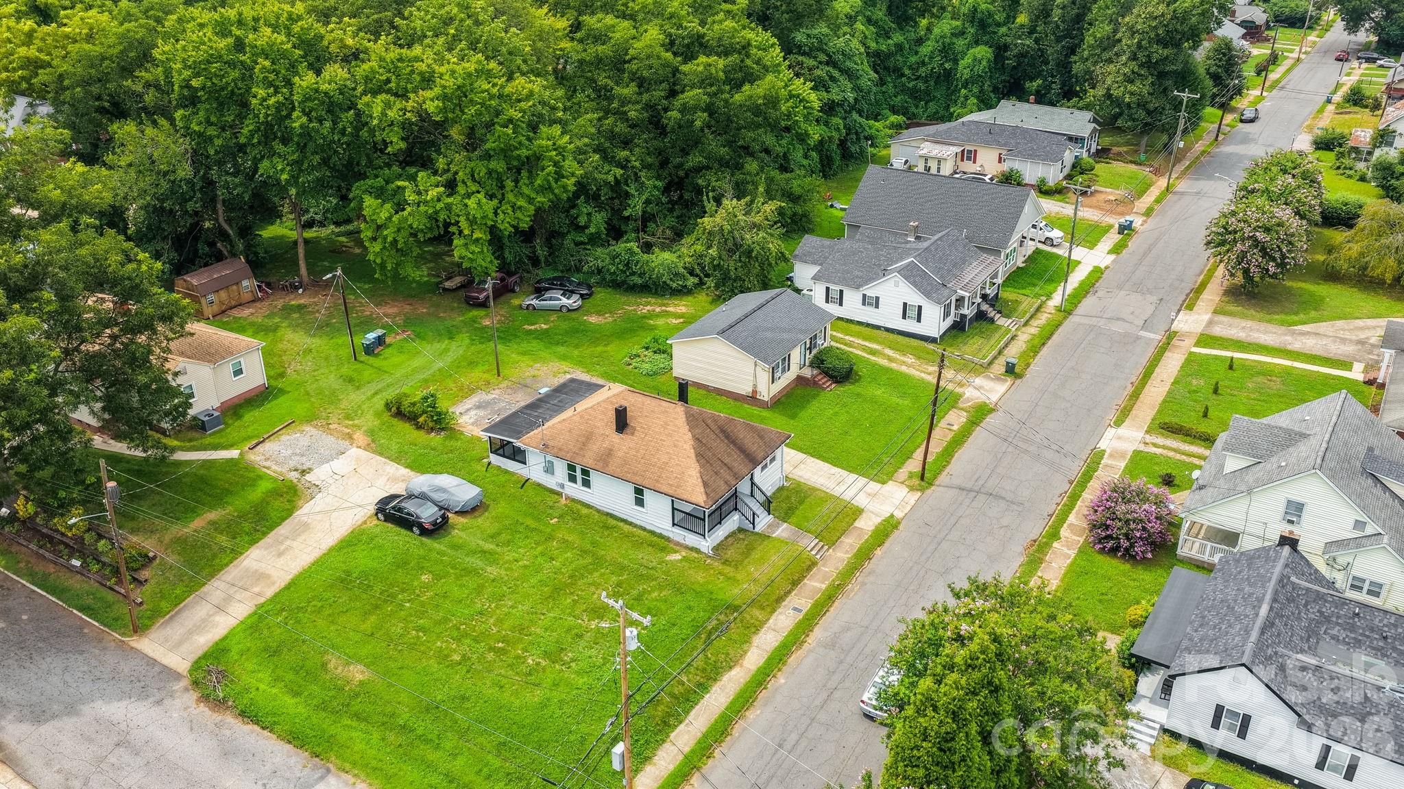 805 W Horah Street — Salisbury