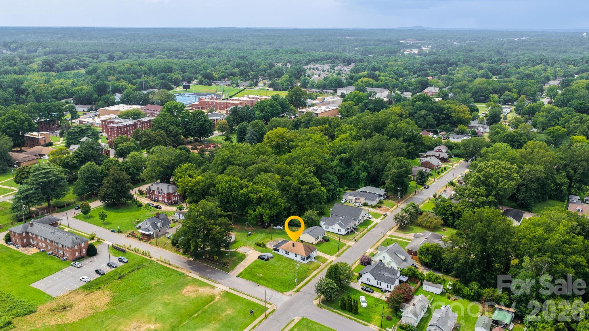 805 W Horah Street — Salisbury