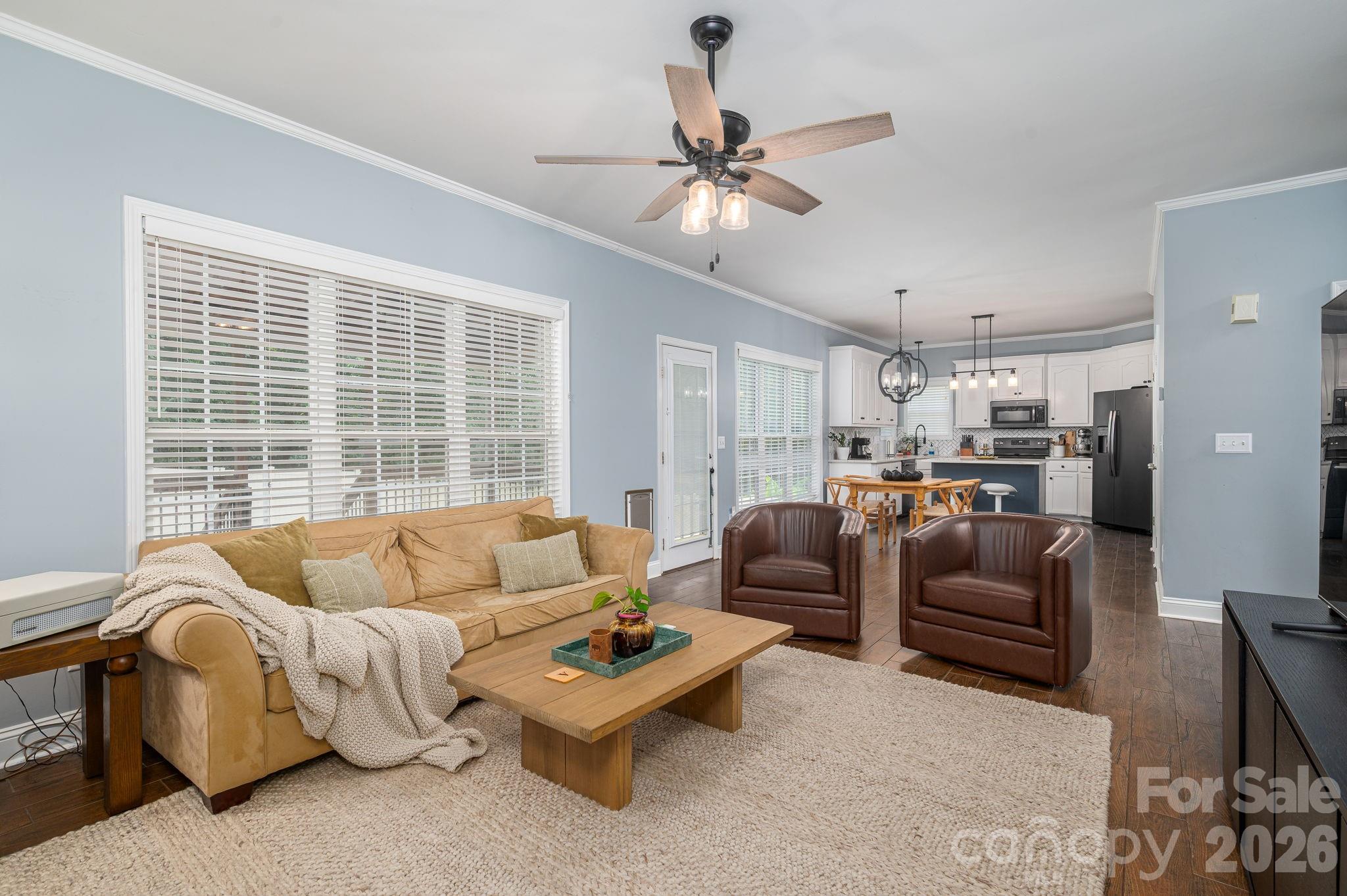 908 Carole Summey Drive — Dallas