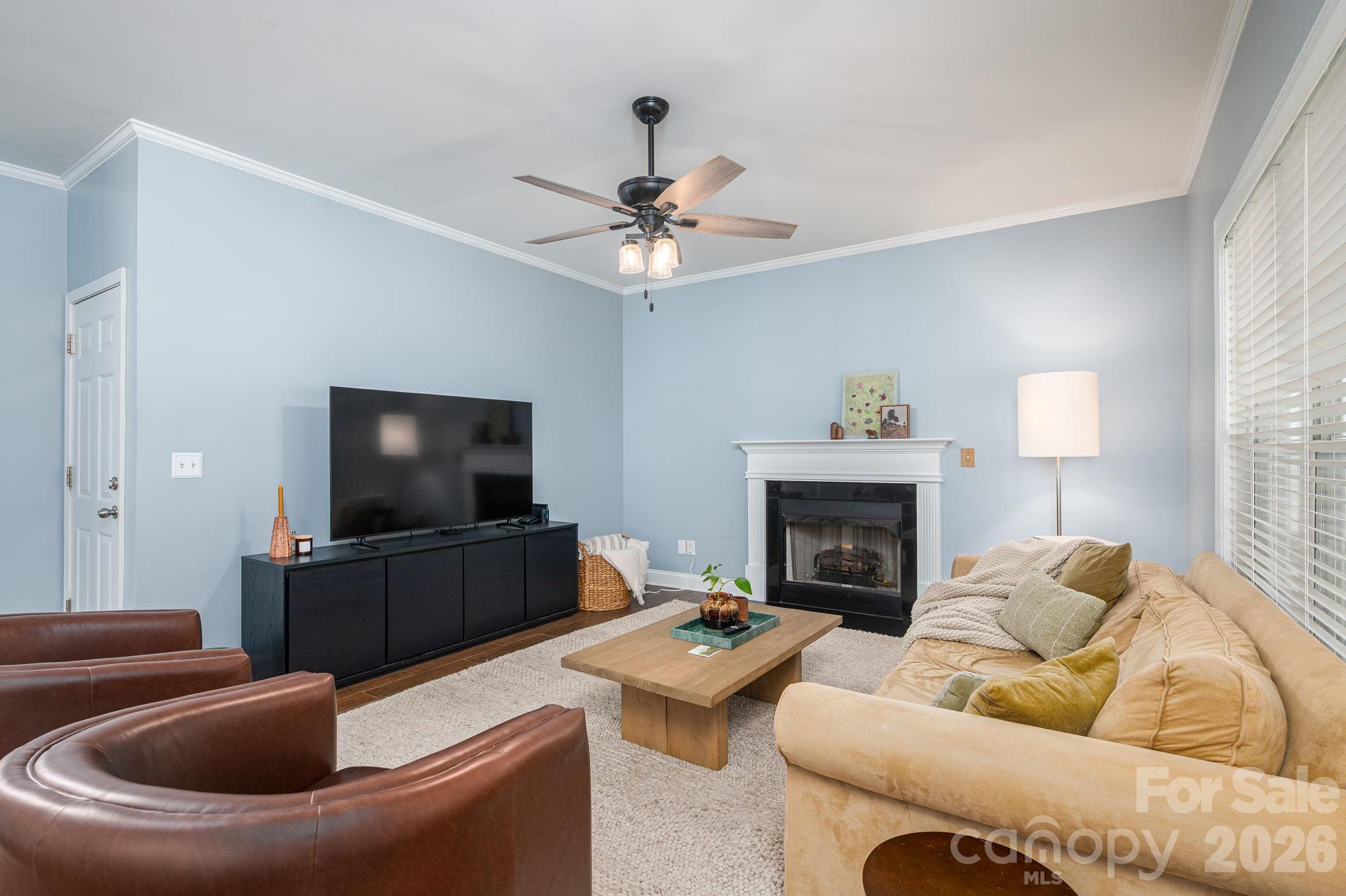 908 Carole Summey Drive — Dallas