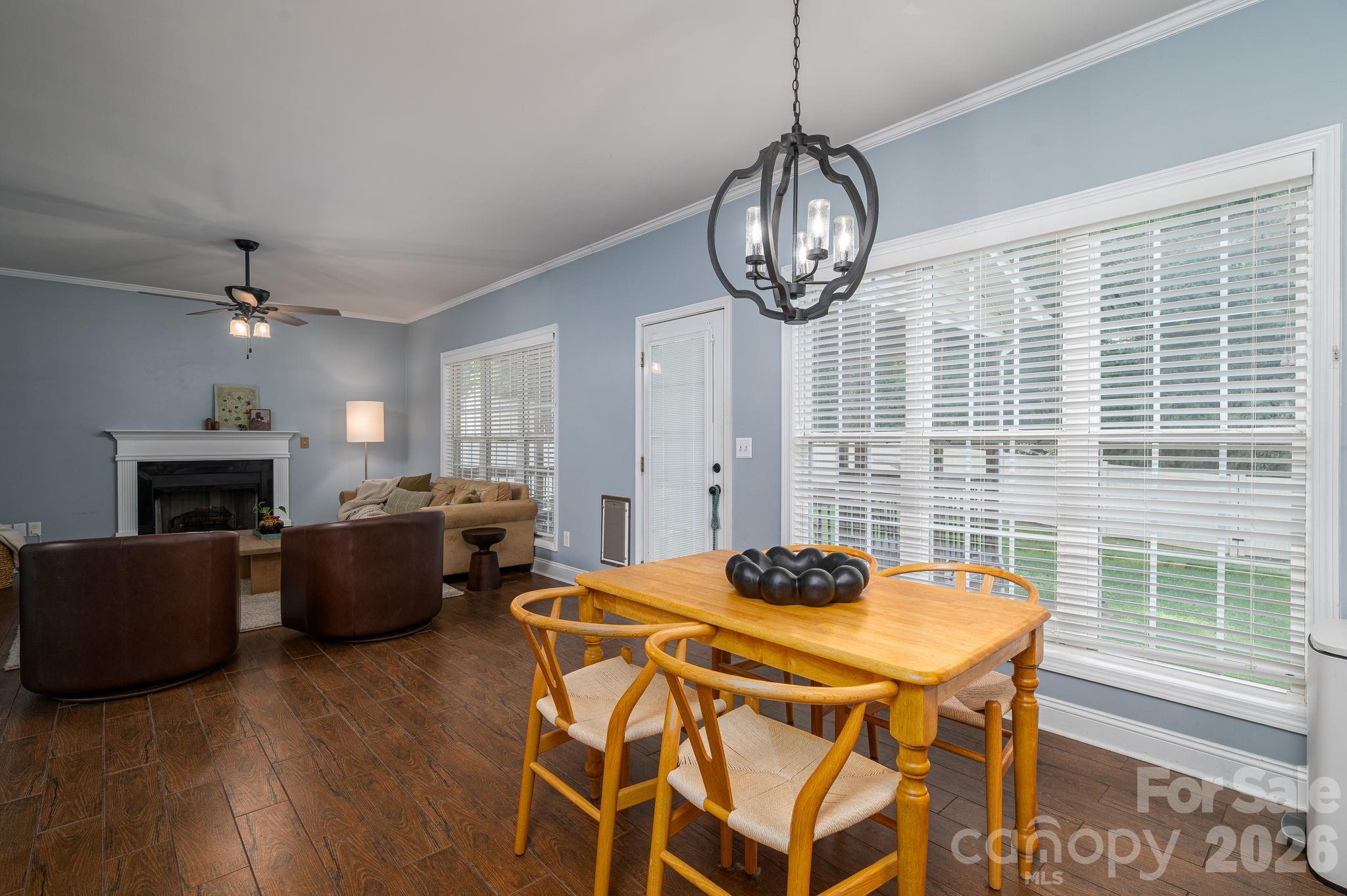 908 Carole Summey Drive — Dallas