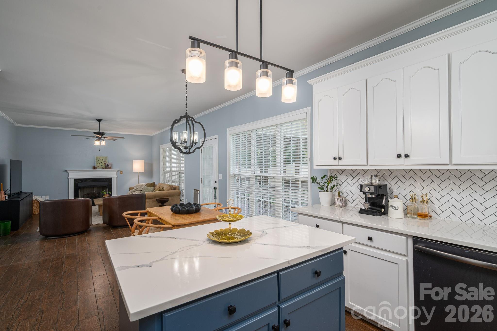 908 Carole Summey Drive — Dallas