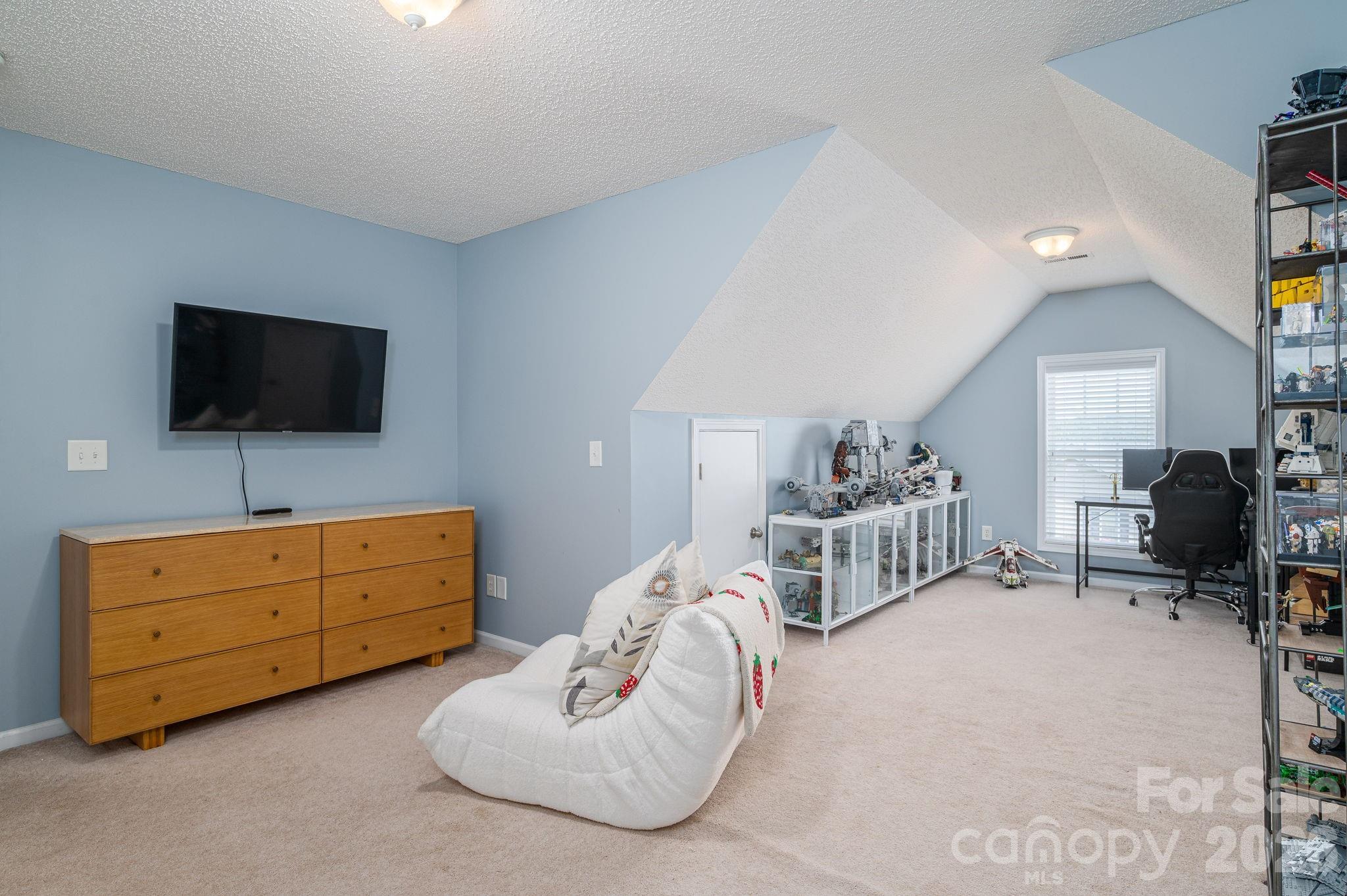 908 Carole Summey Drive — Dallas