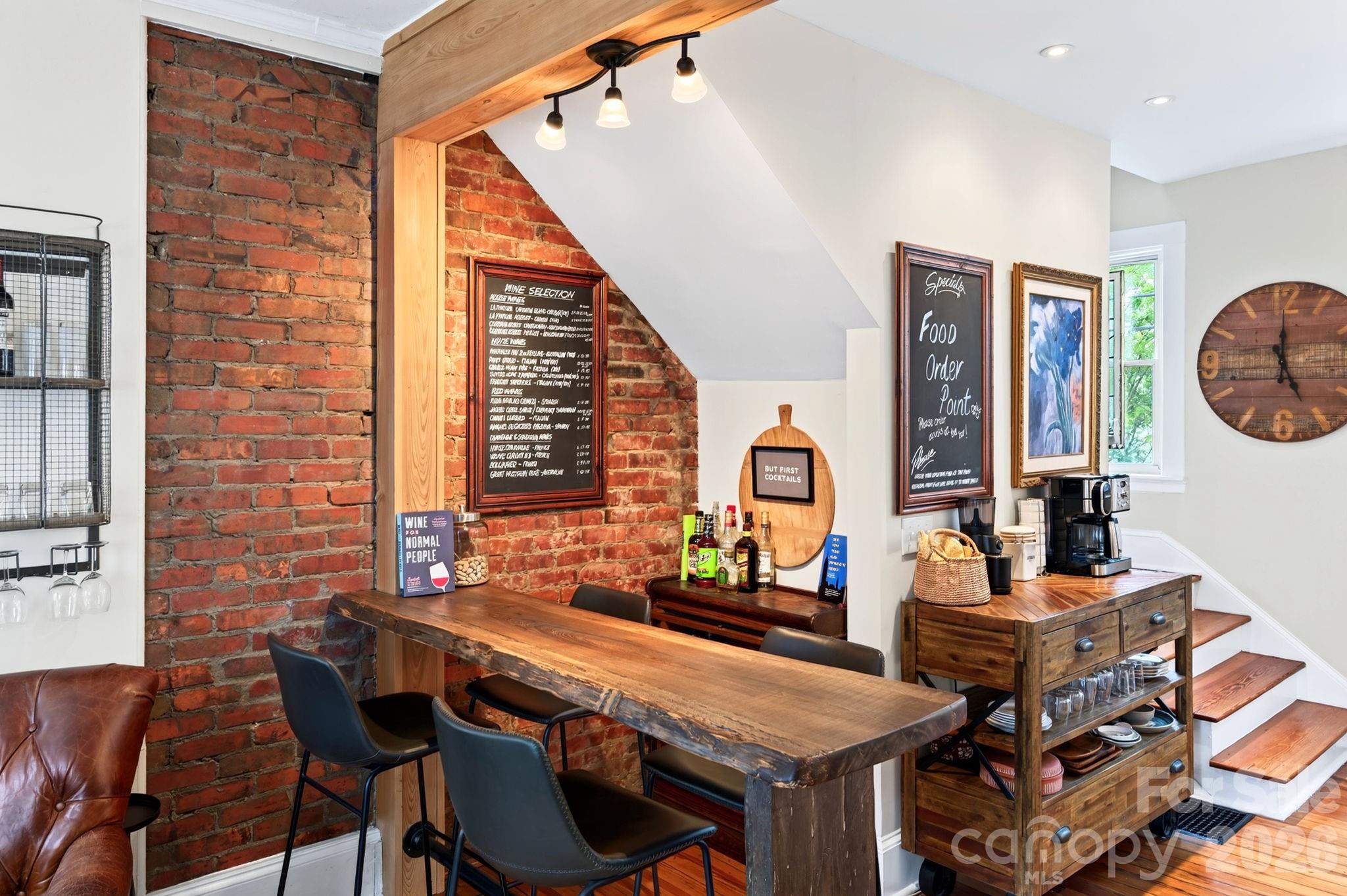 46 E Chestnut Street — Asheville