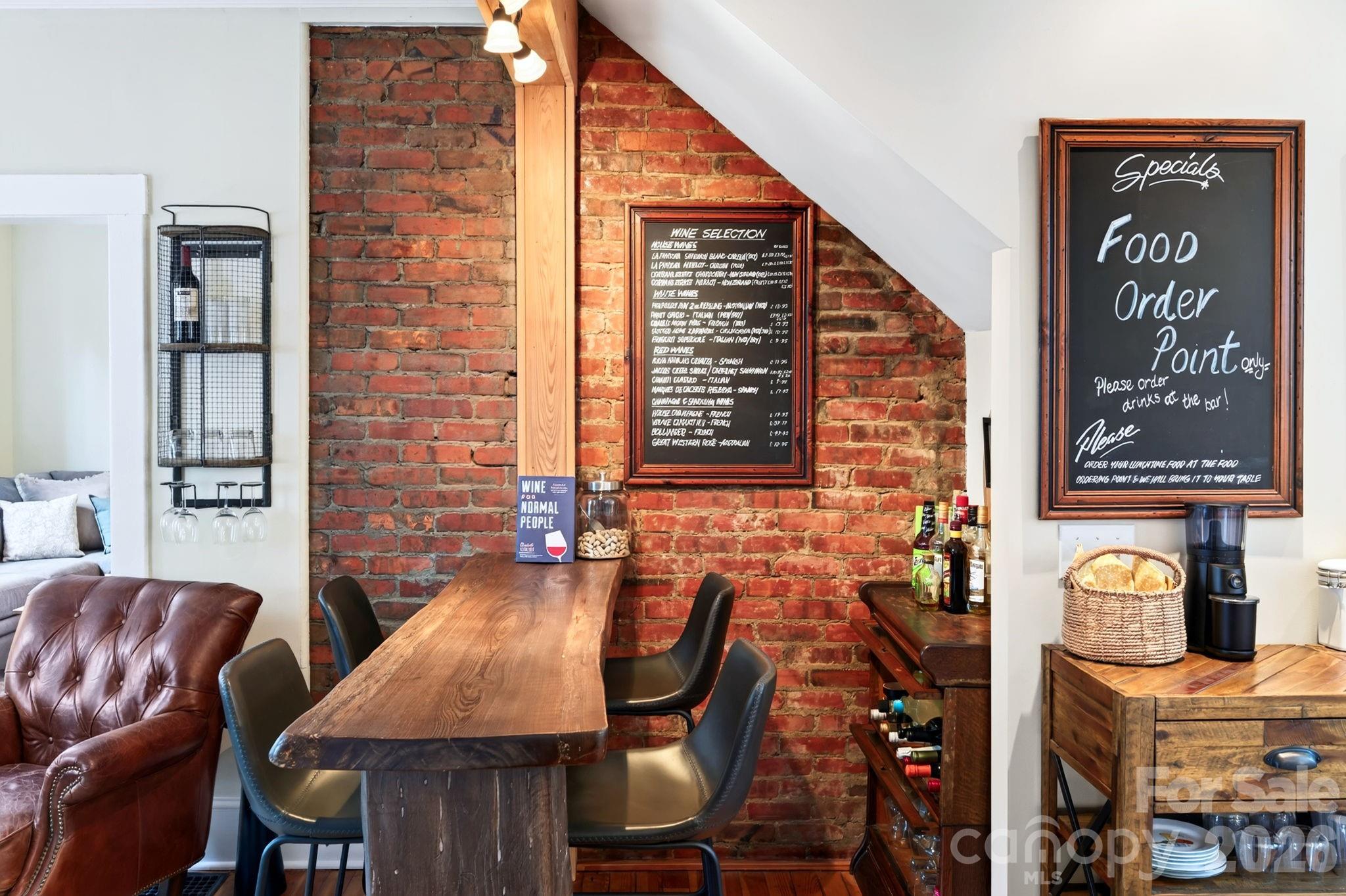46 E Chestnut Street — Asheville