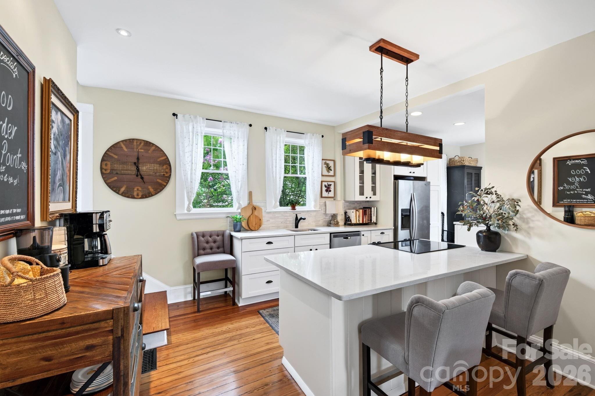 46 E Chestnut Street — Asheville