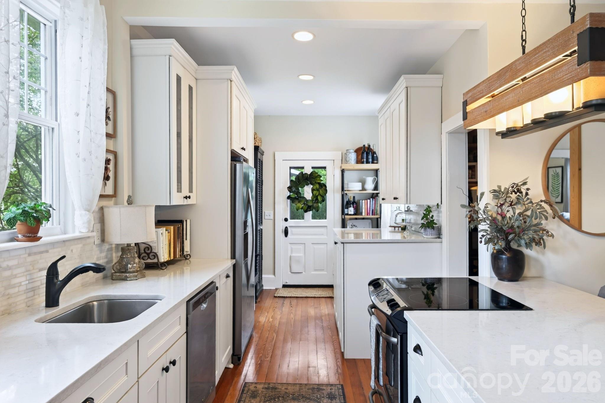 46 E Chestnut Street — Asheville