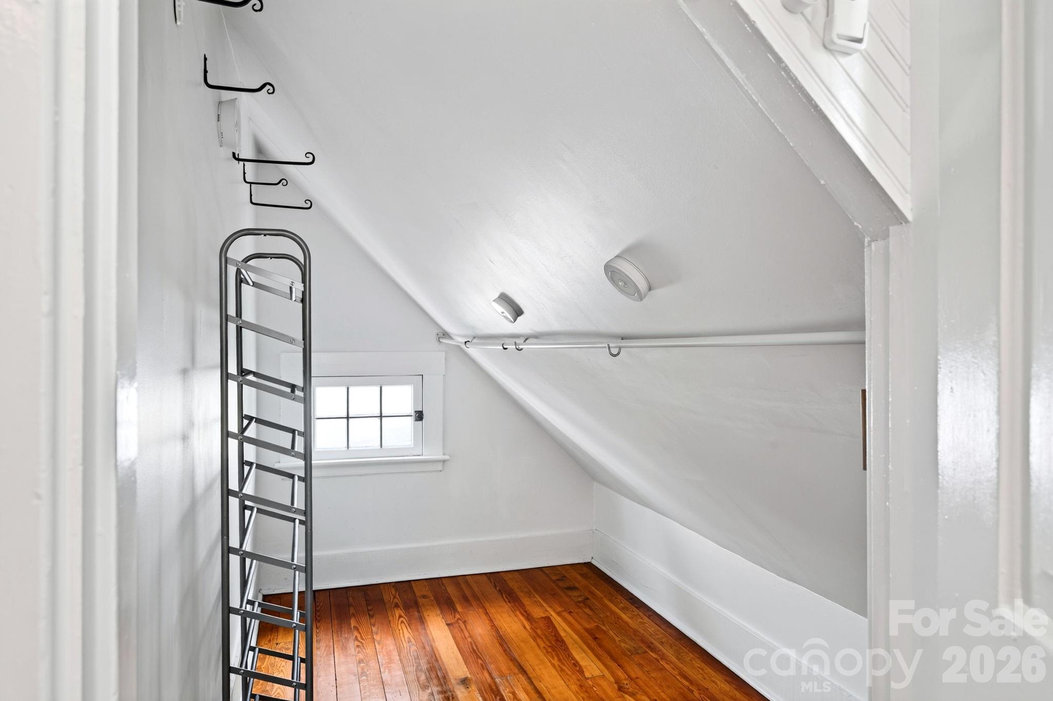 46 E Chestnut Street — Asheville