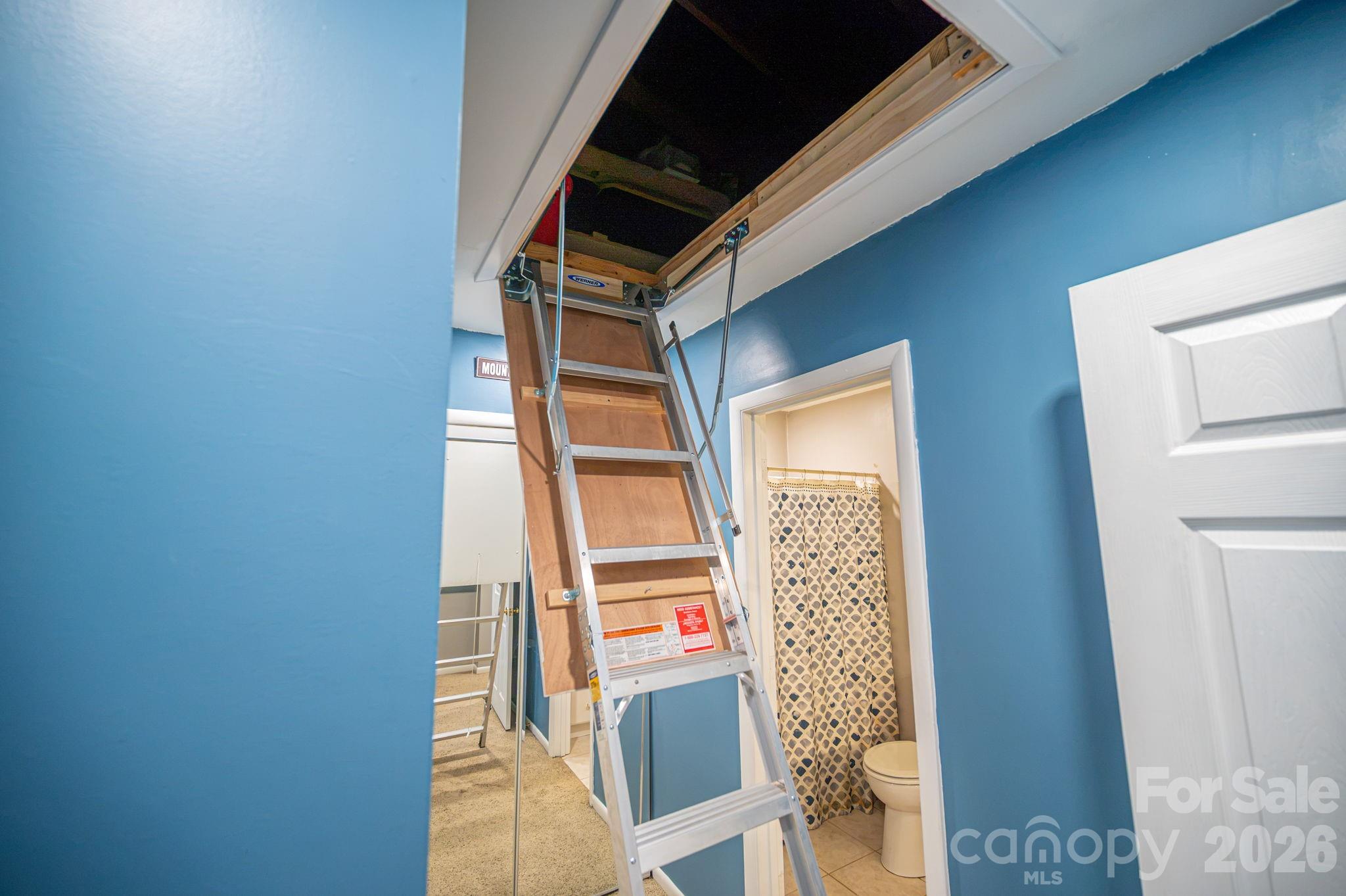 182 Riverview Terrace — Clover