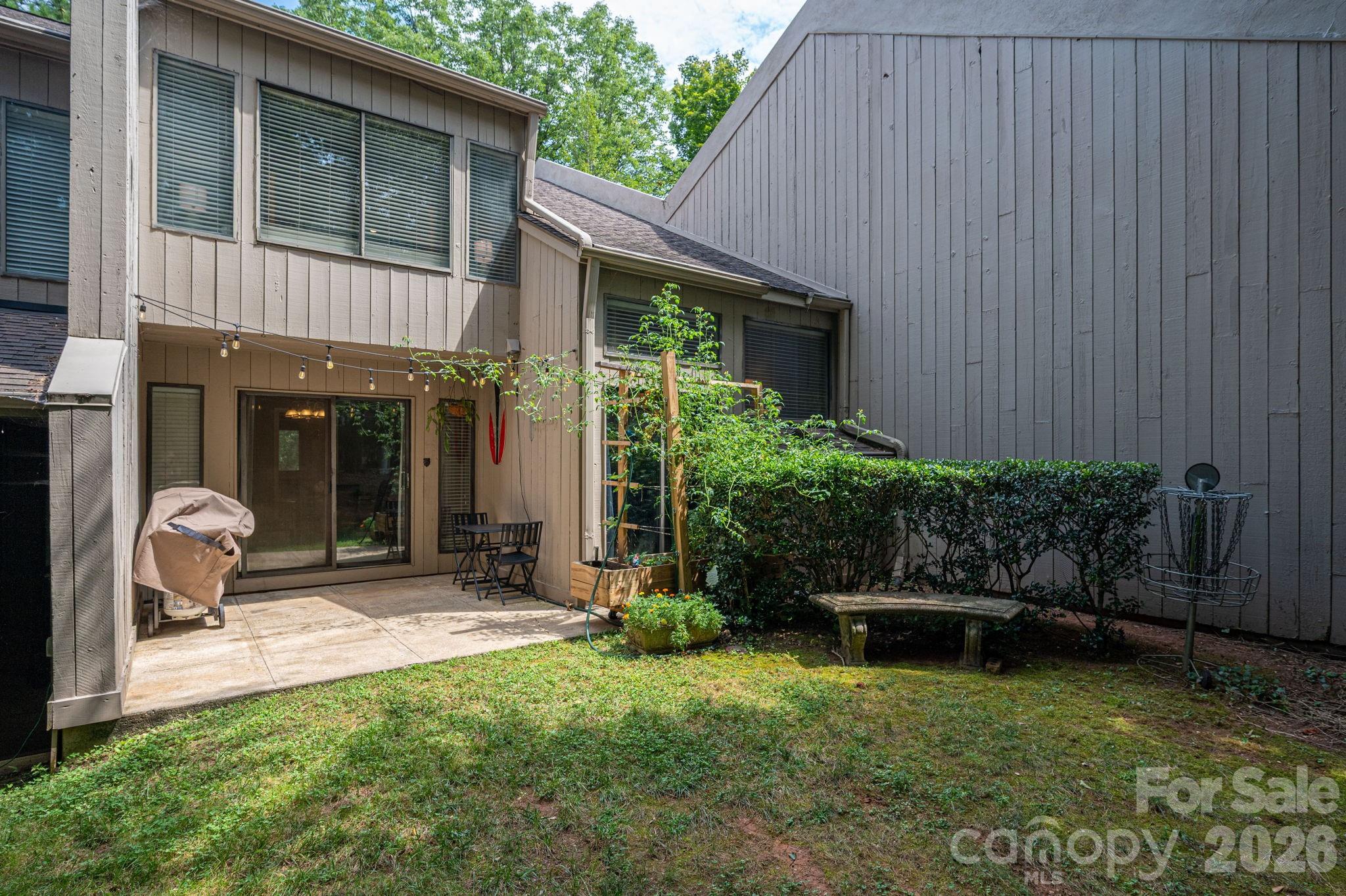 182 Riverview Terrace — Clover