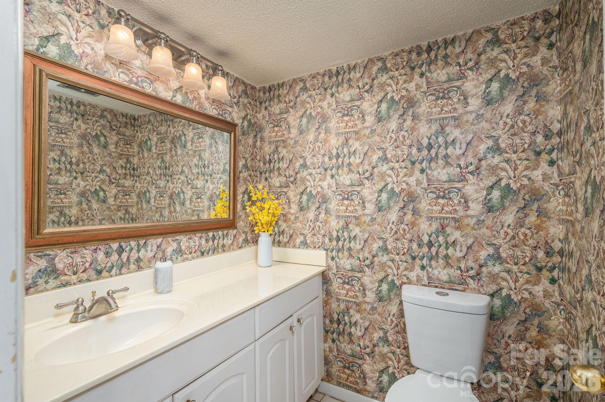 182 Riverview Terrace — Clover