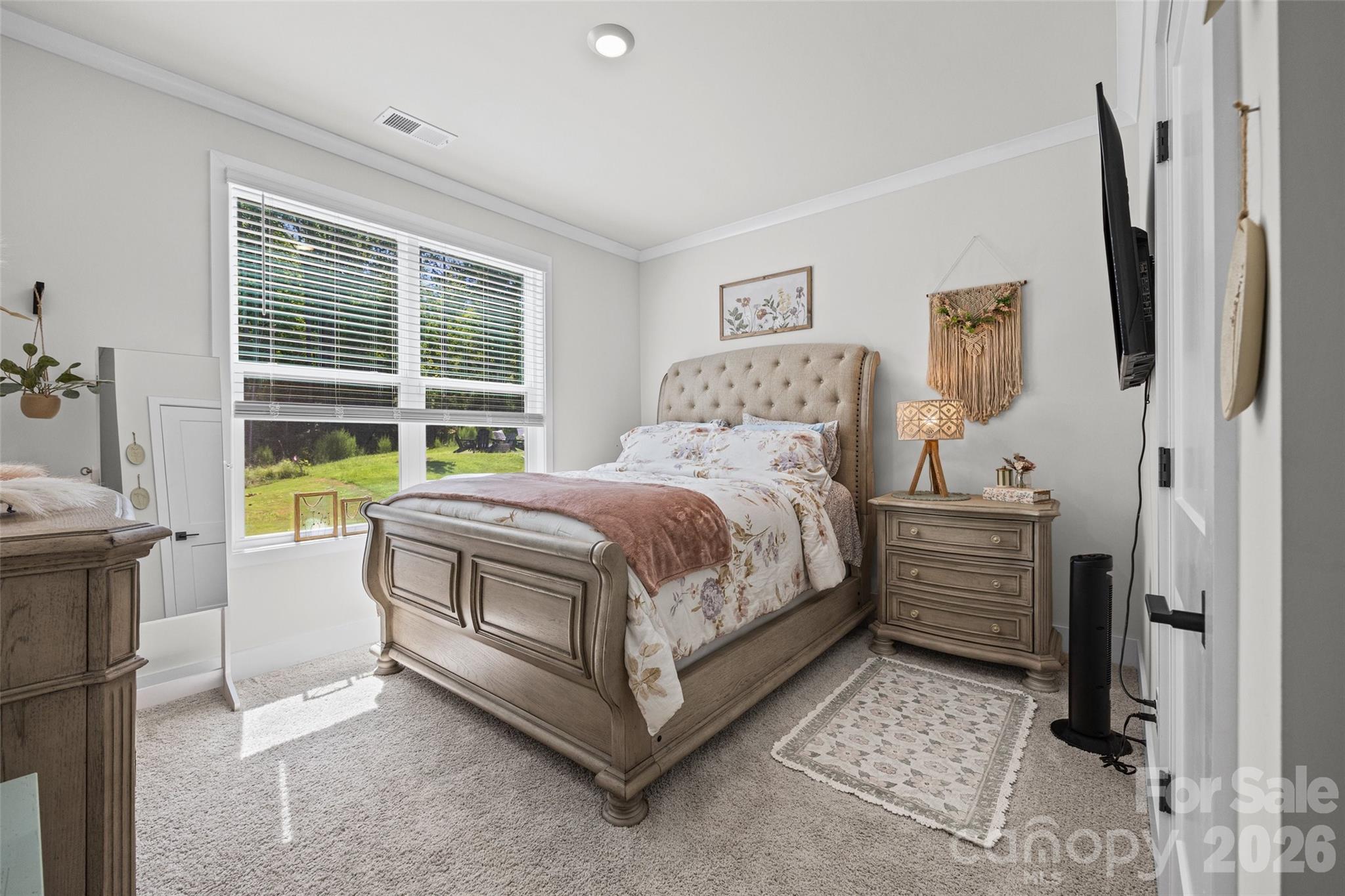 213 Miramar Drive — York