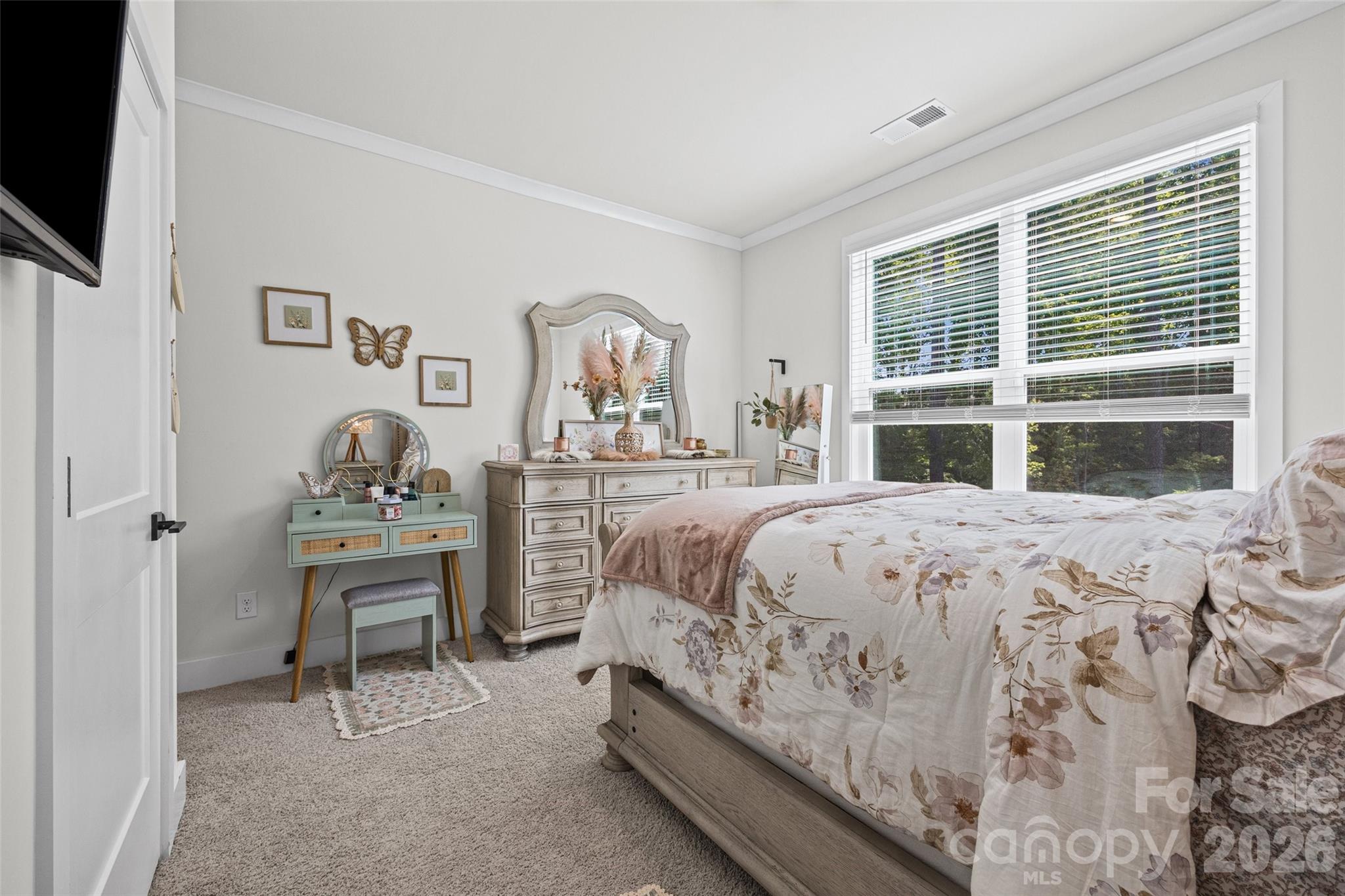 213 Miramar Drive — York