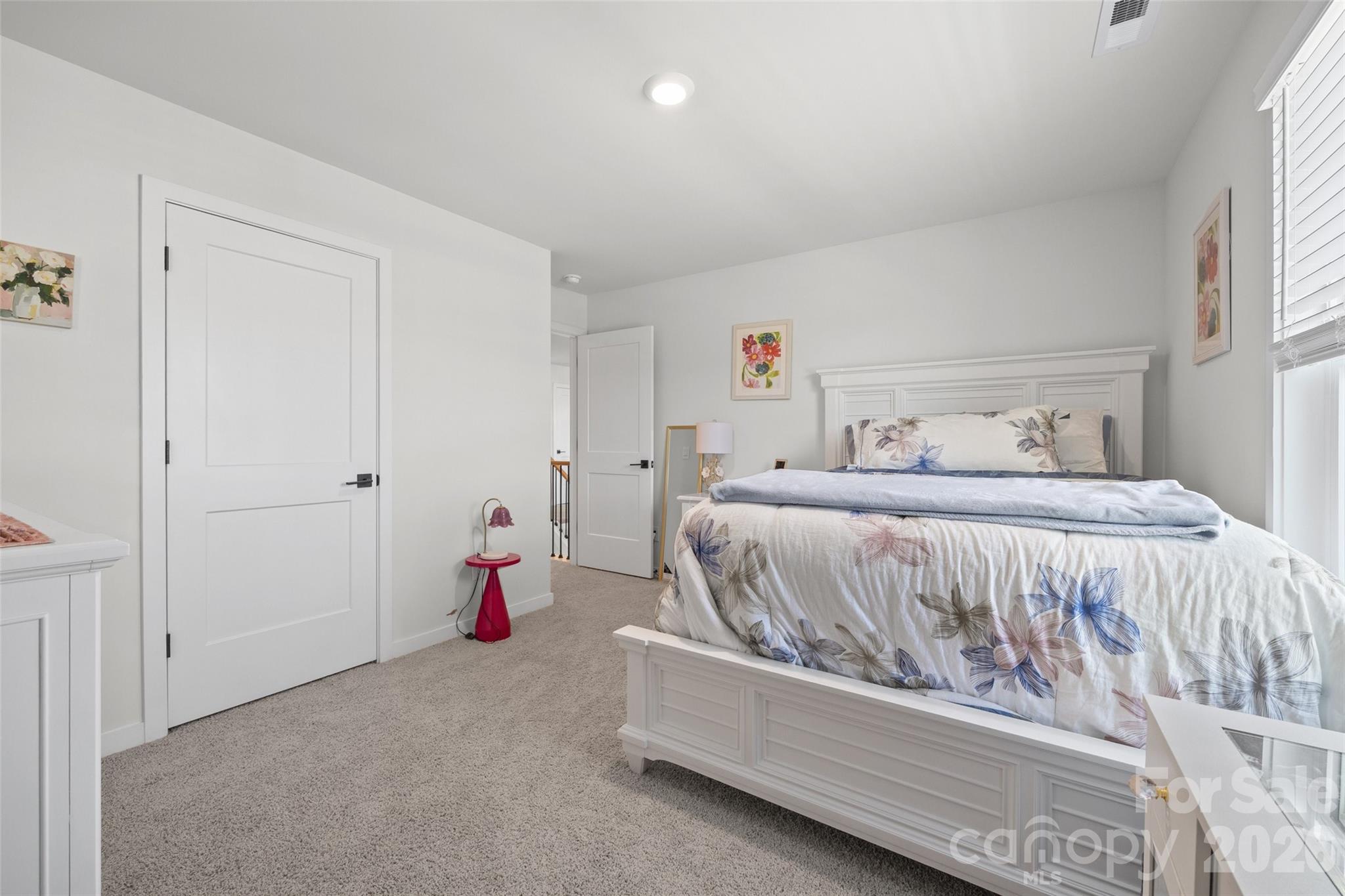 213 Miramar Drive — York
