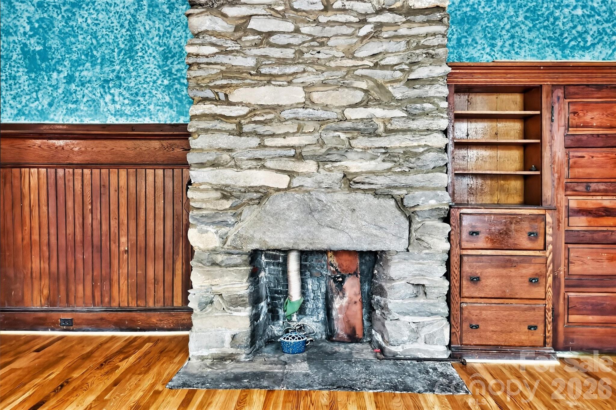 22 Woodbend Lane — Black Mountain