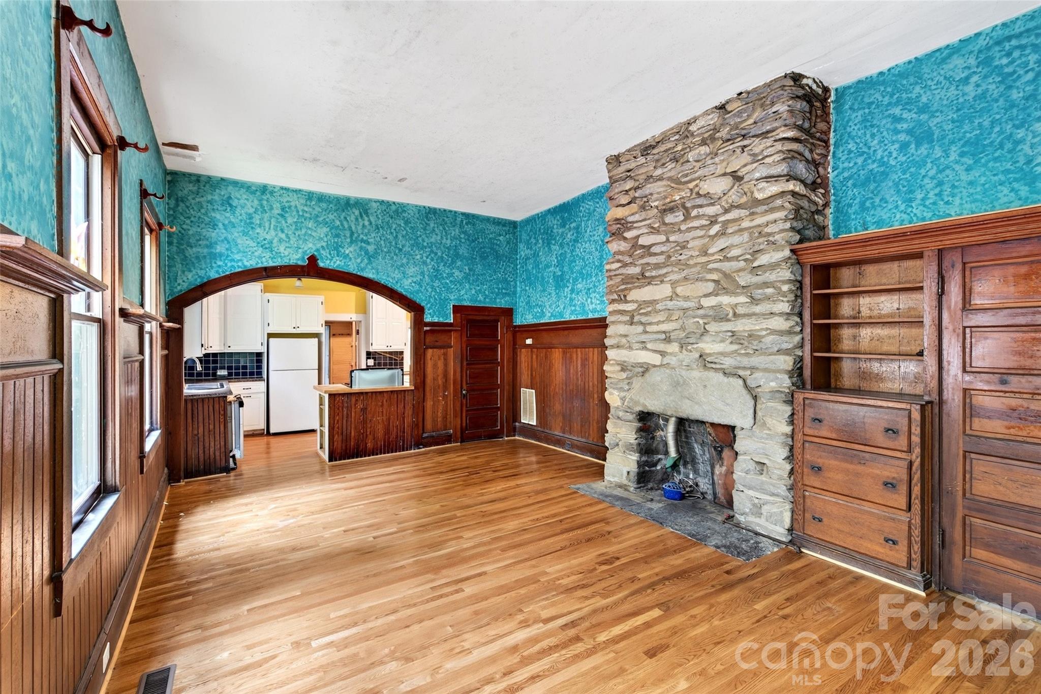 22 Woodbend Lane — Black Mountain