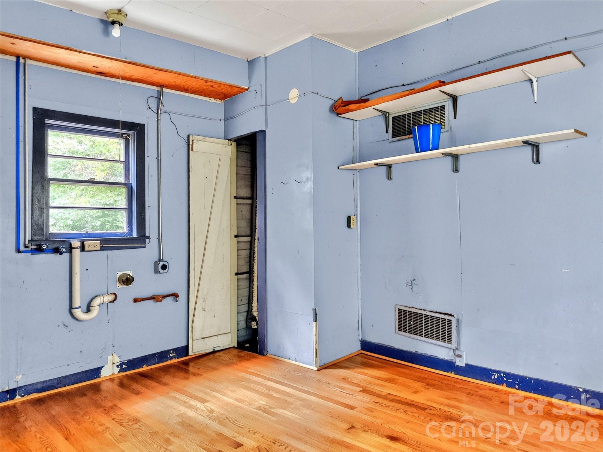 22 Woodbend Lane — Black Mountain