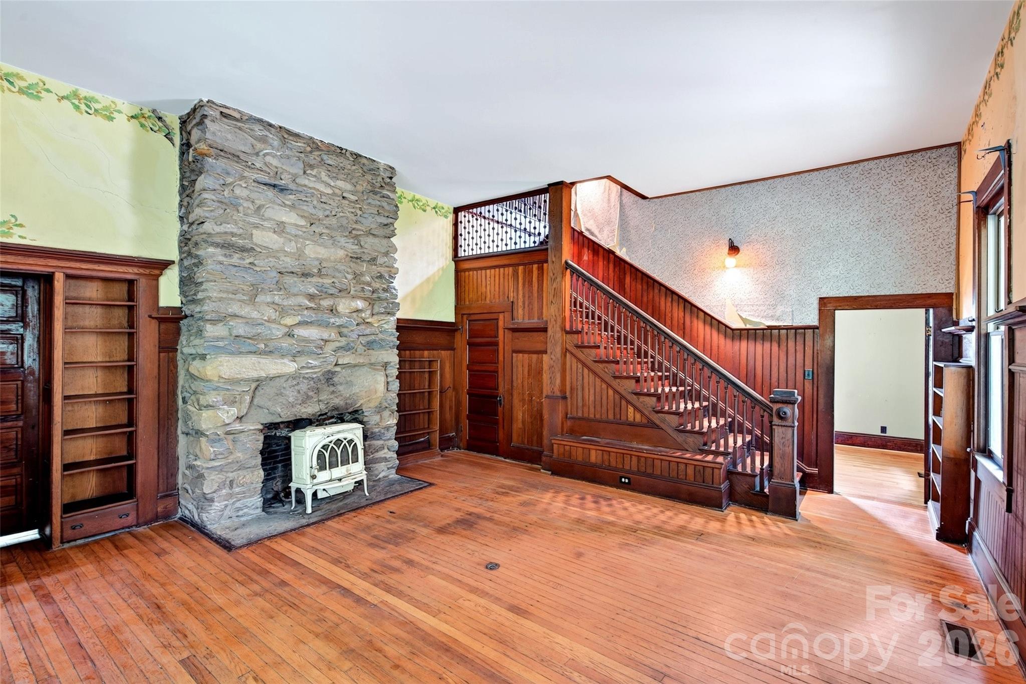 22 Woodbend Lane — Black Mountain
