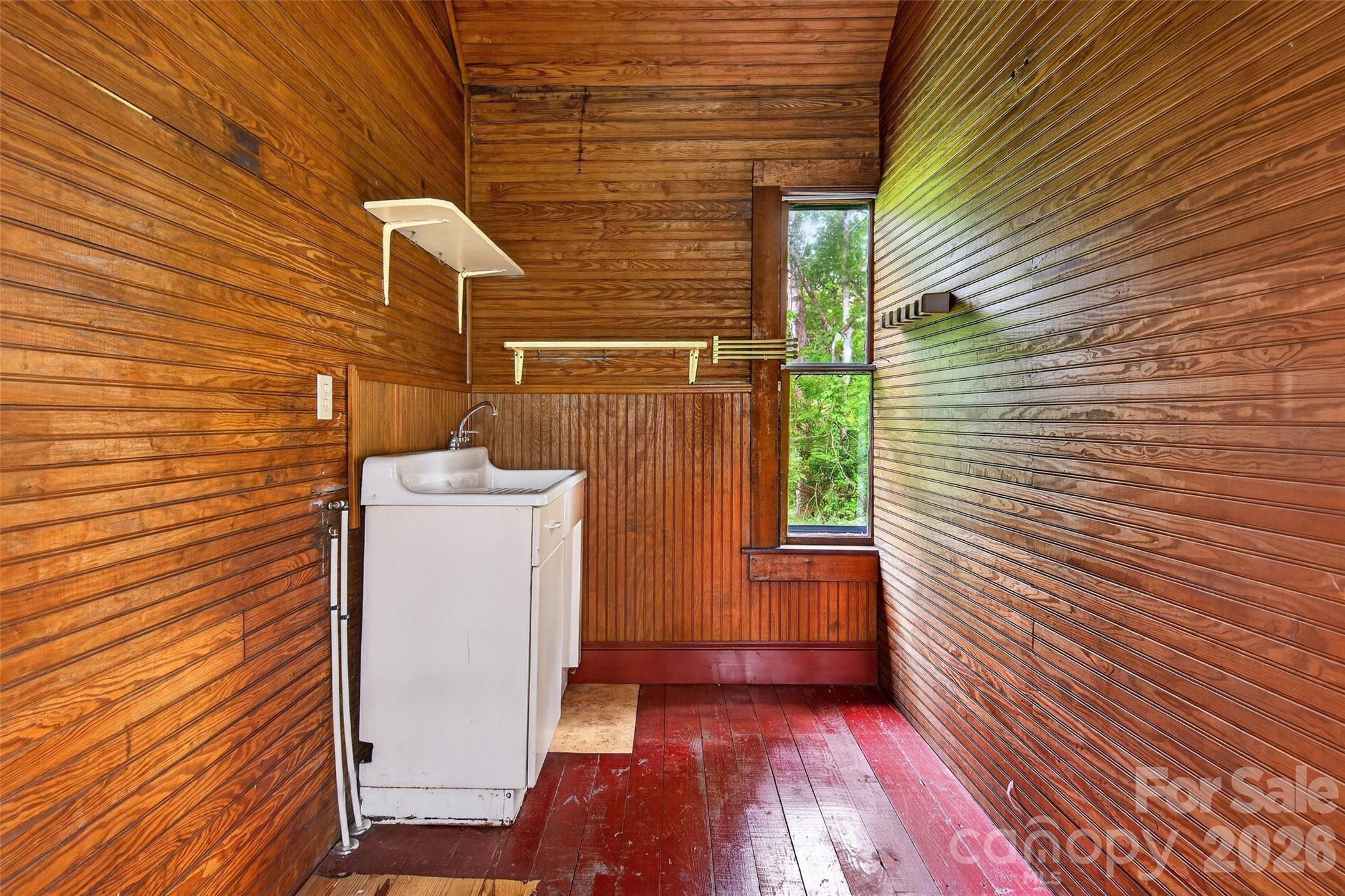 22 Woodbend Lane — Black Mountain