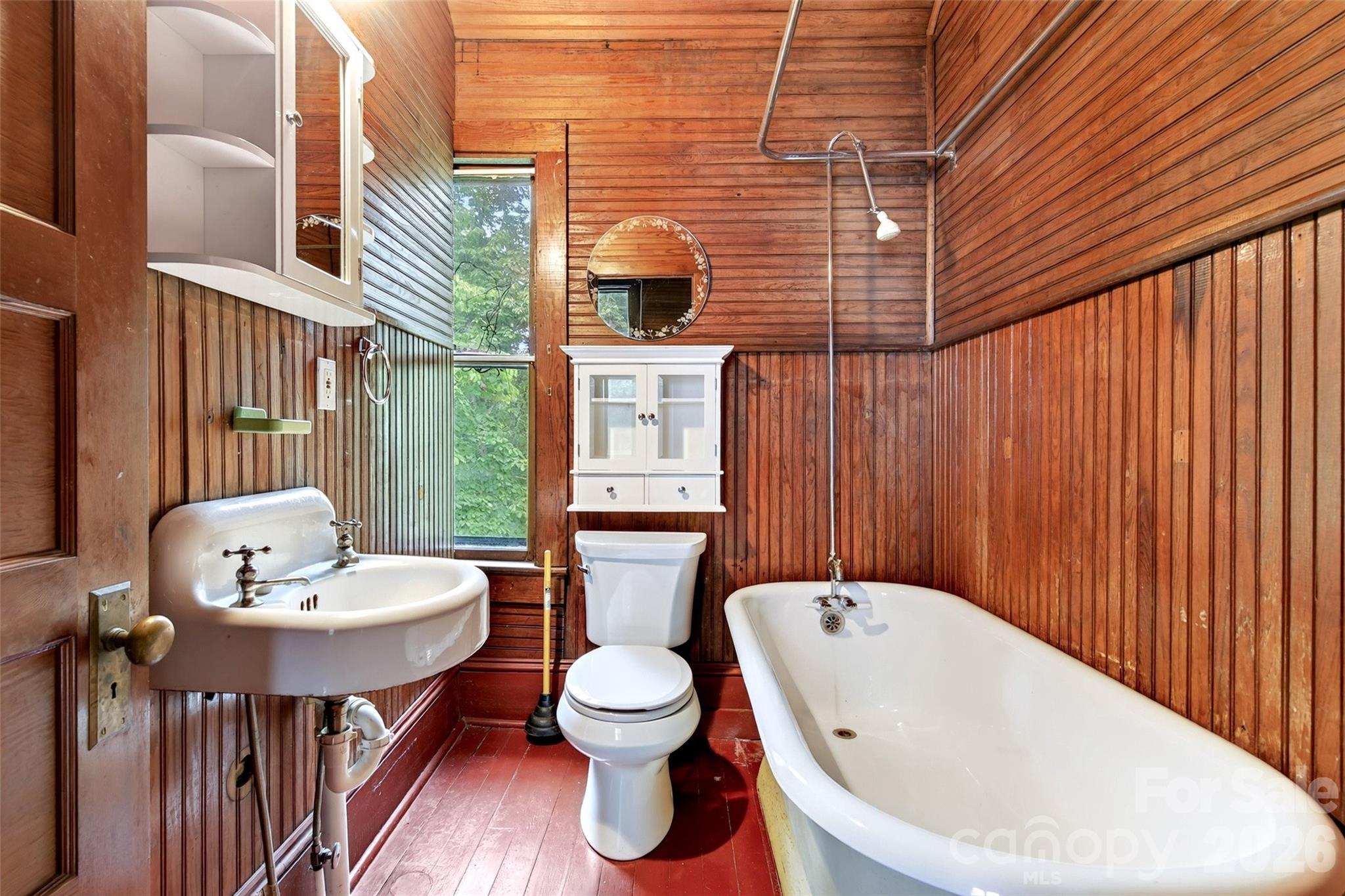 22 Woodbend Lane — Black Mountain