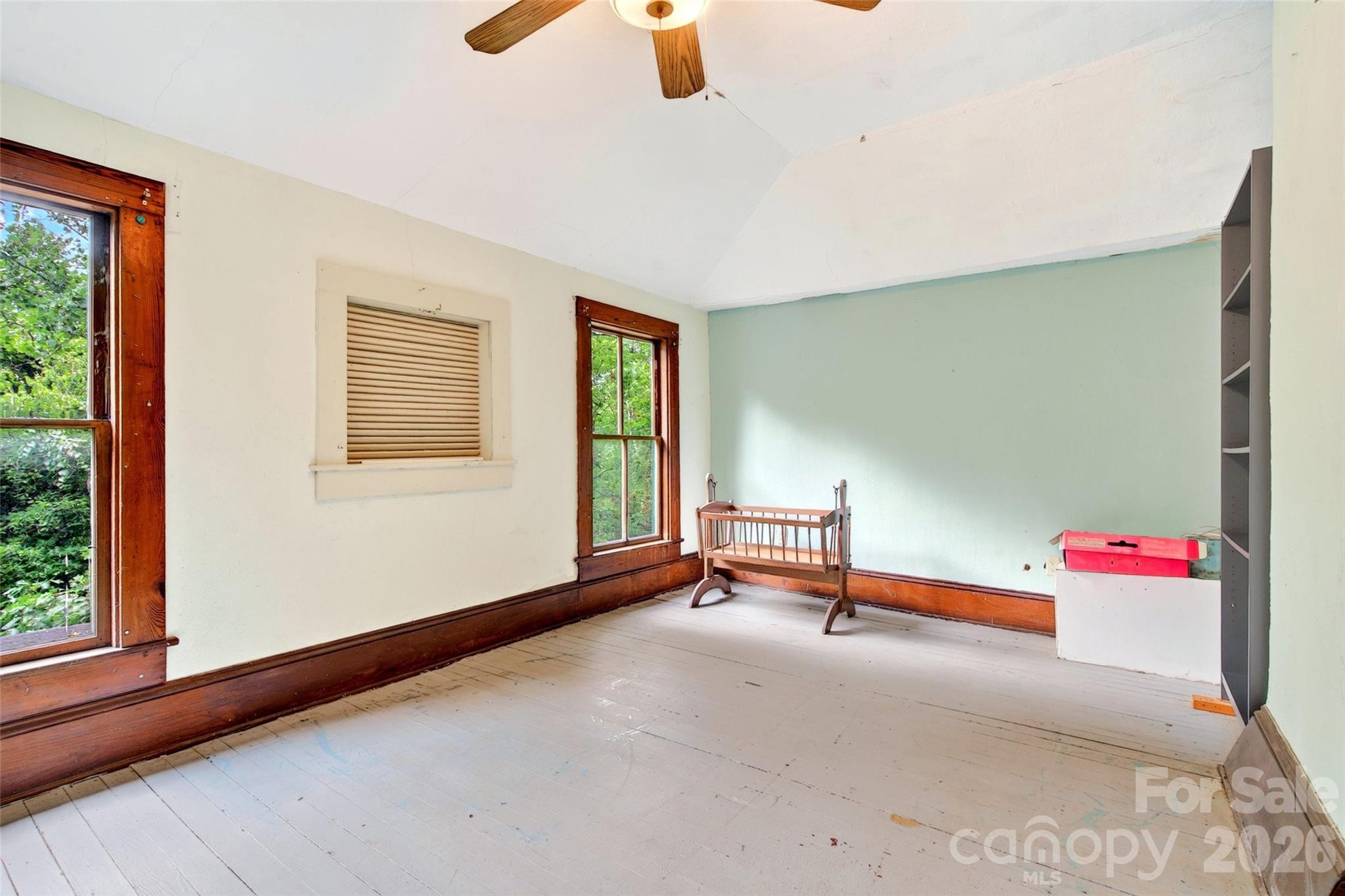 22 Woodbend Lane — Black Mountain