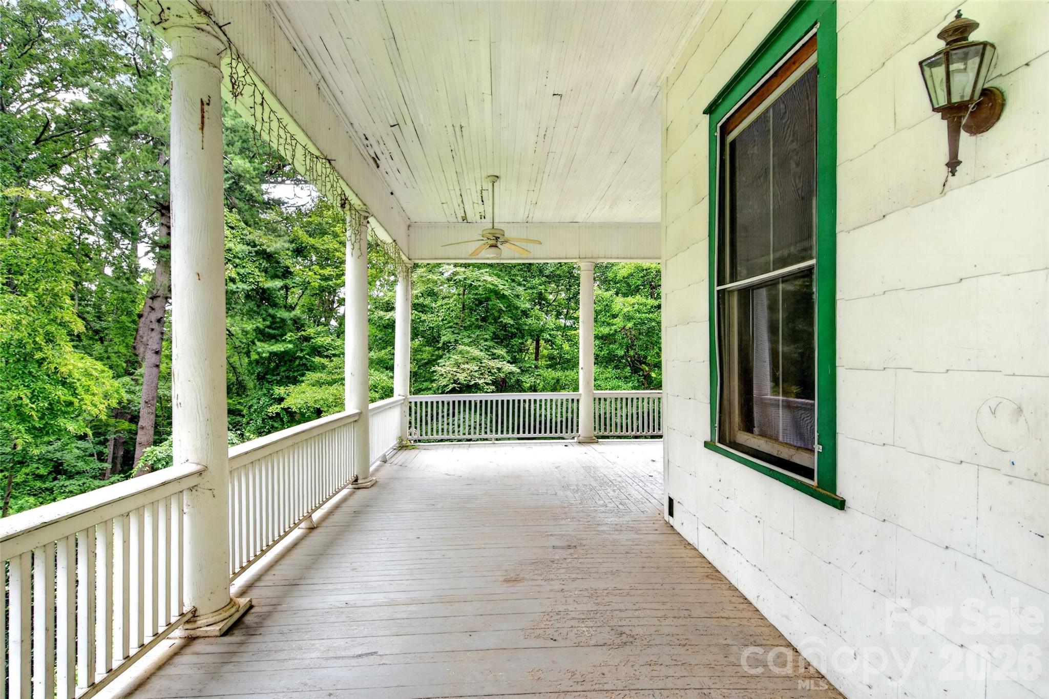 22 Woodbend Lane — Black Mountain