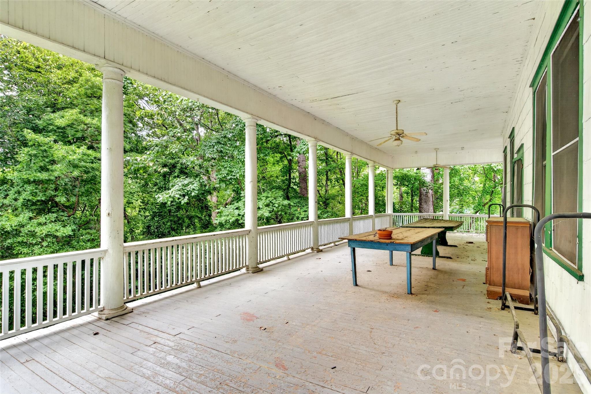 22 Woodbend Lane — Black Mountain