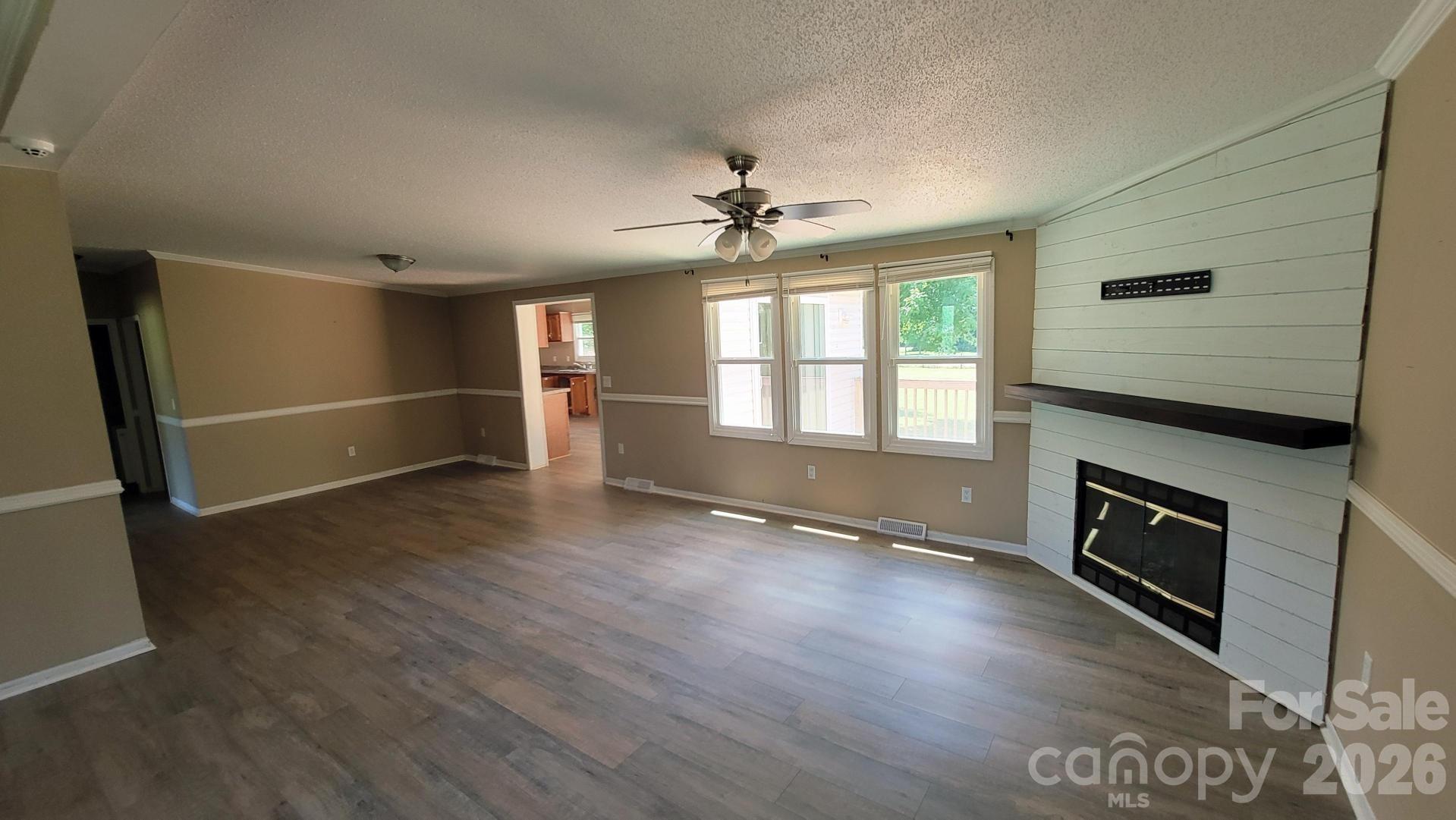 5401 Creek Run Court — Bessemer City