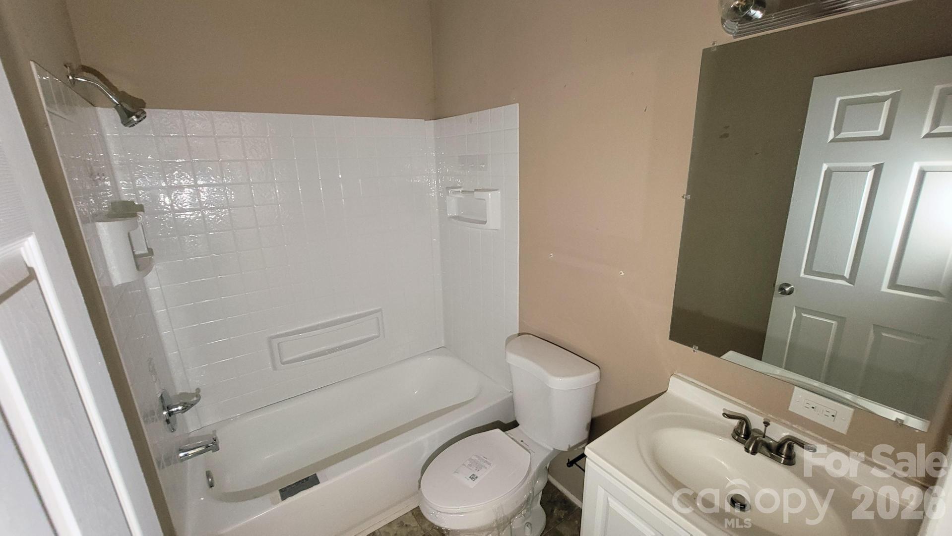 5401 Creek Run Court — Bessemer City