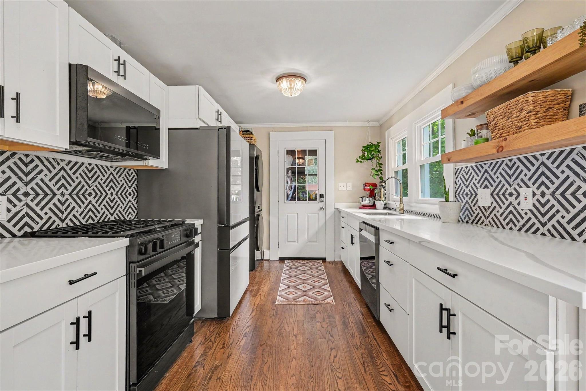 3330 Benard Avenue — Charlotte