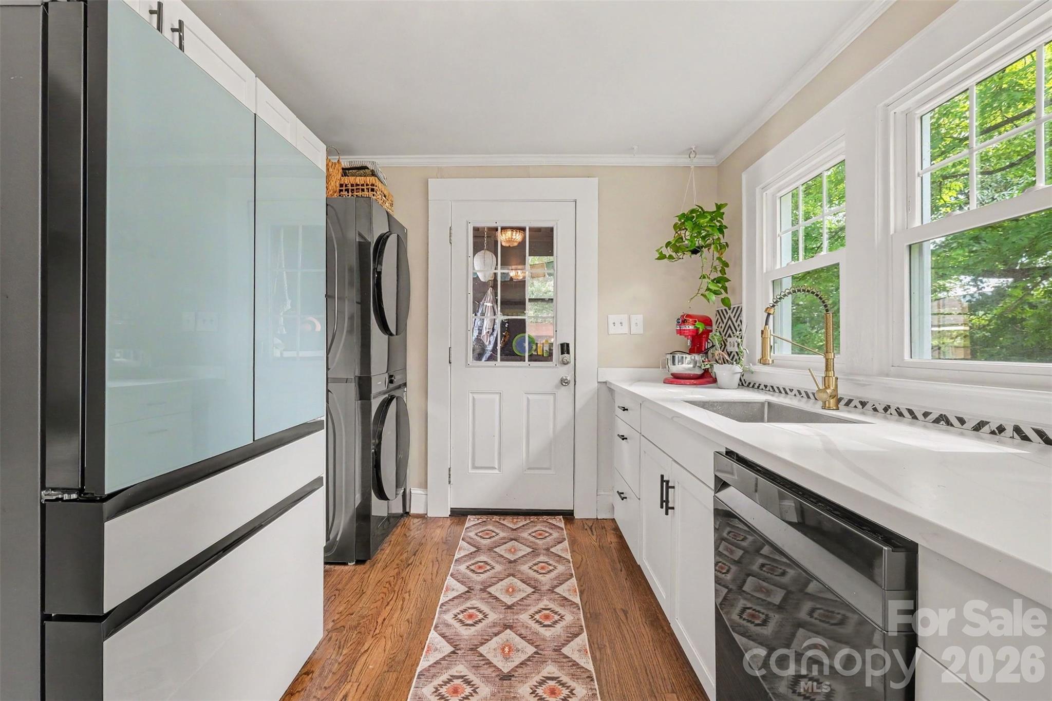 3330 Benard Avenue — Charlotte