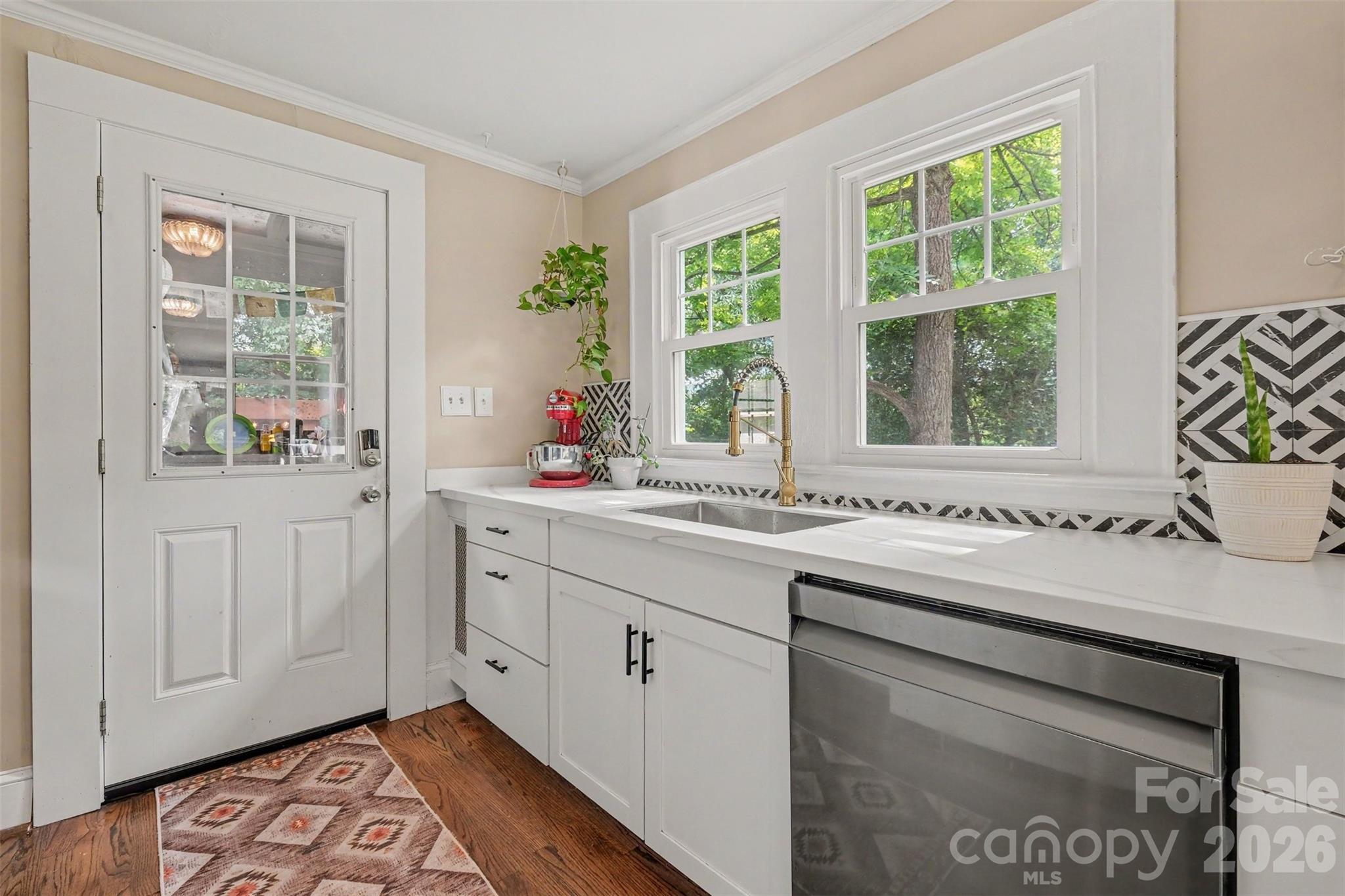 3330 Benard Avenue — Charlotte