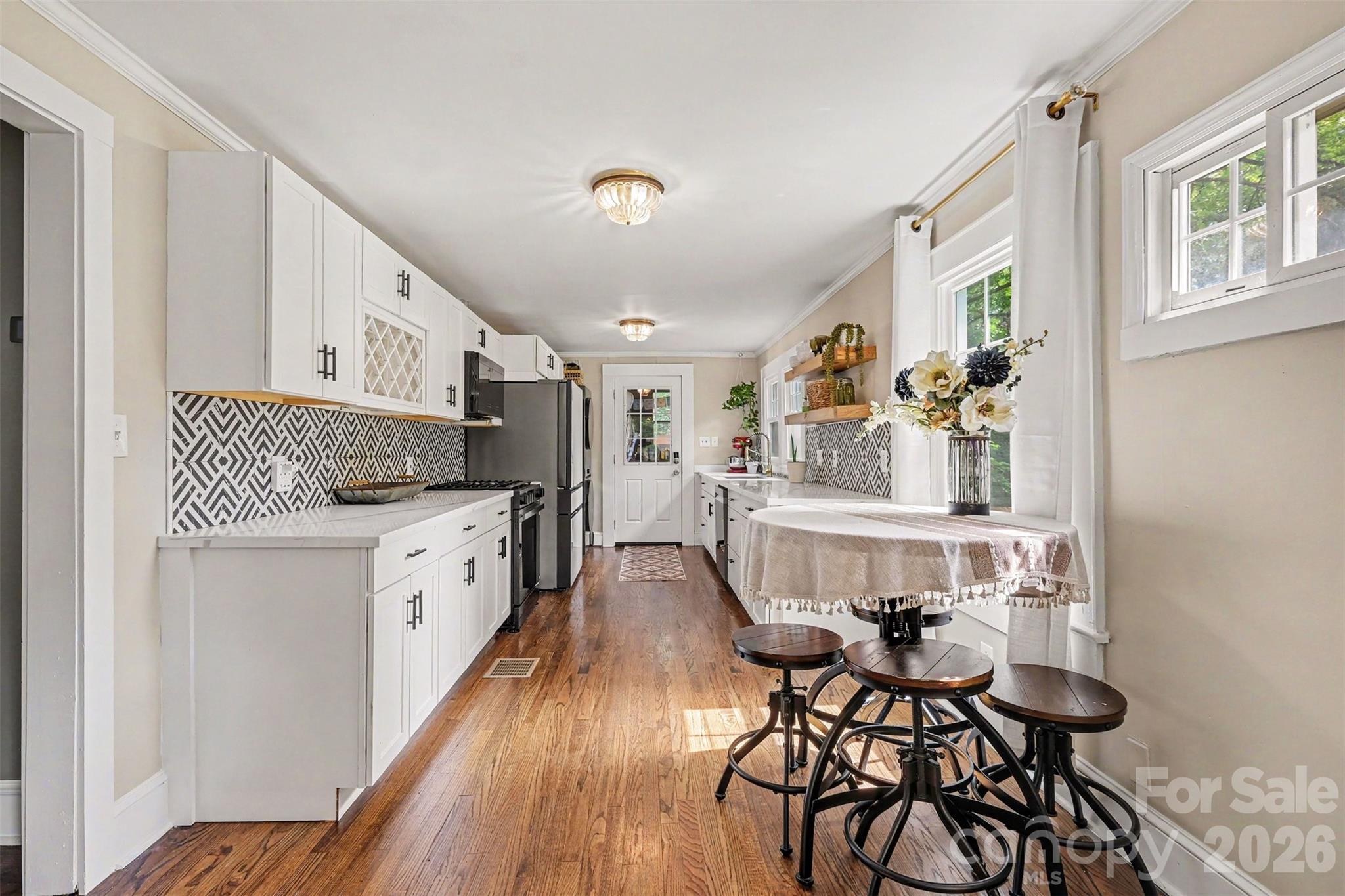 3330 Benard Avenue — Charlotte