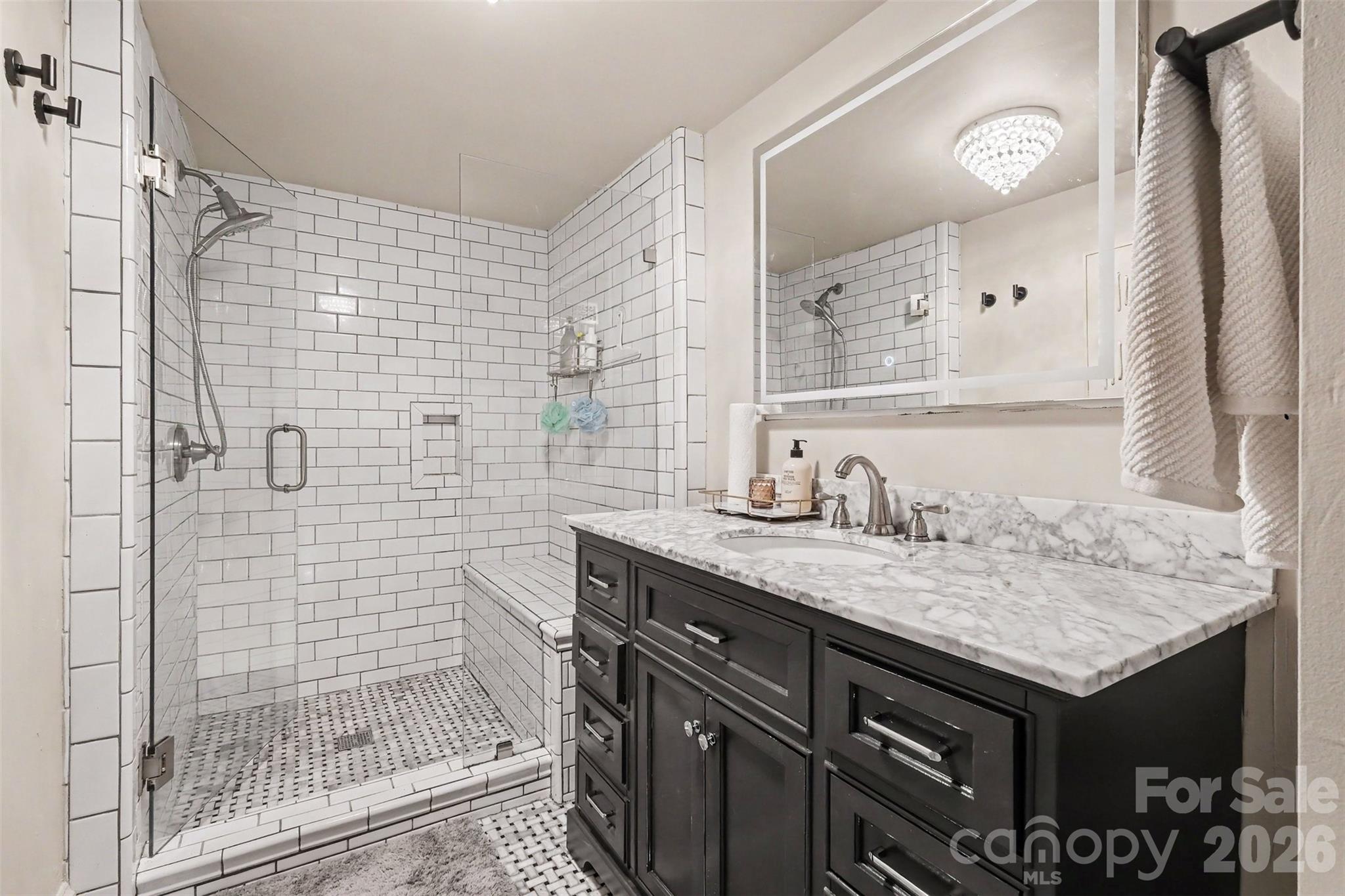 3330 Benard Avenue — Charlotte