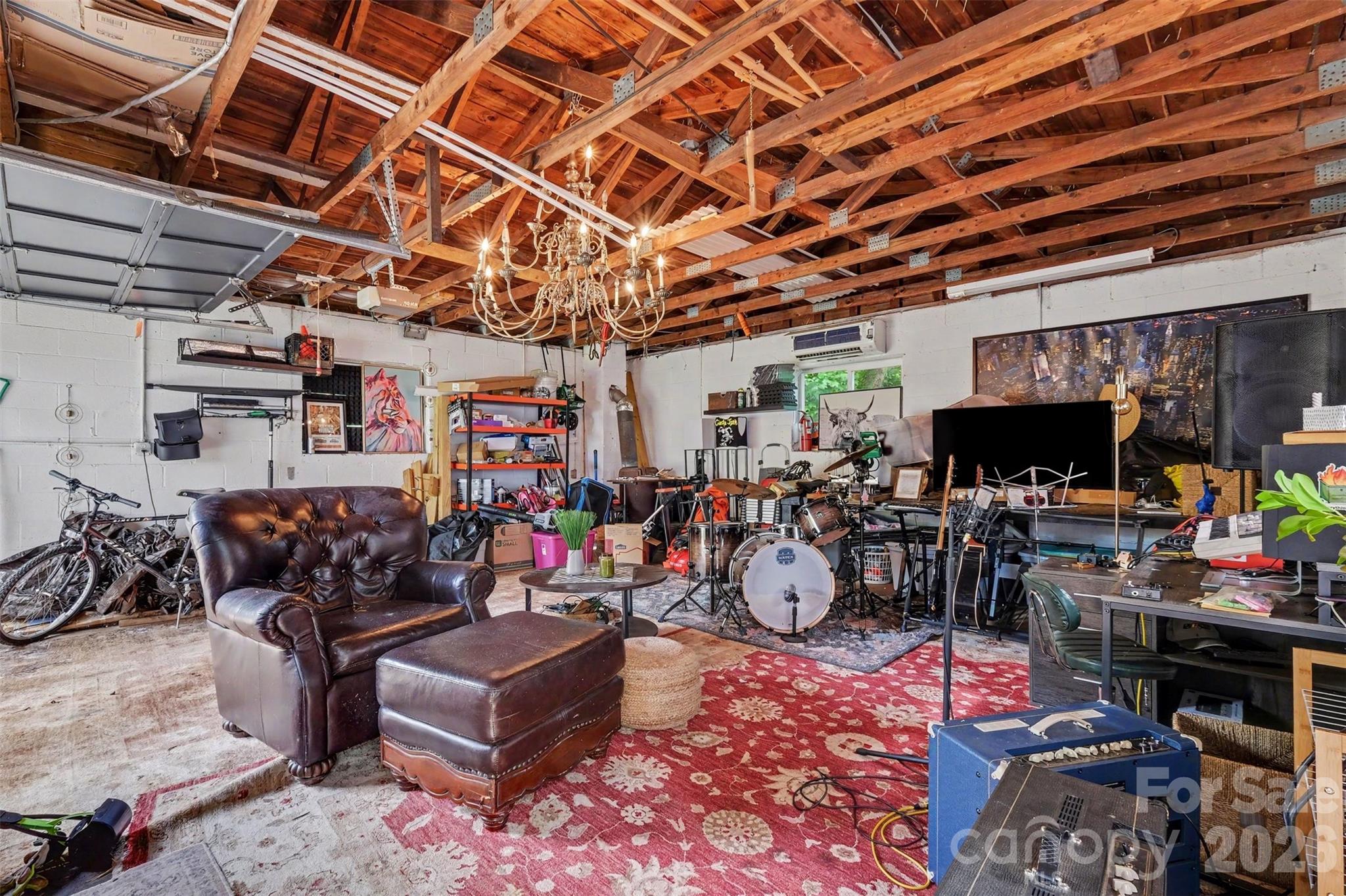 3330 Benard Avenue — Charlotte