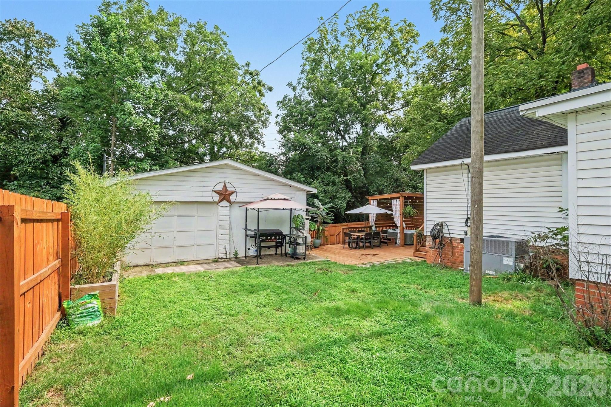 3330 Benard Avenue — Charlotte