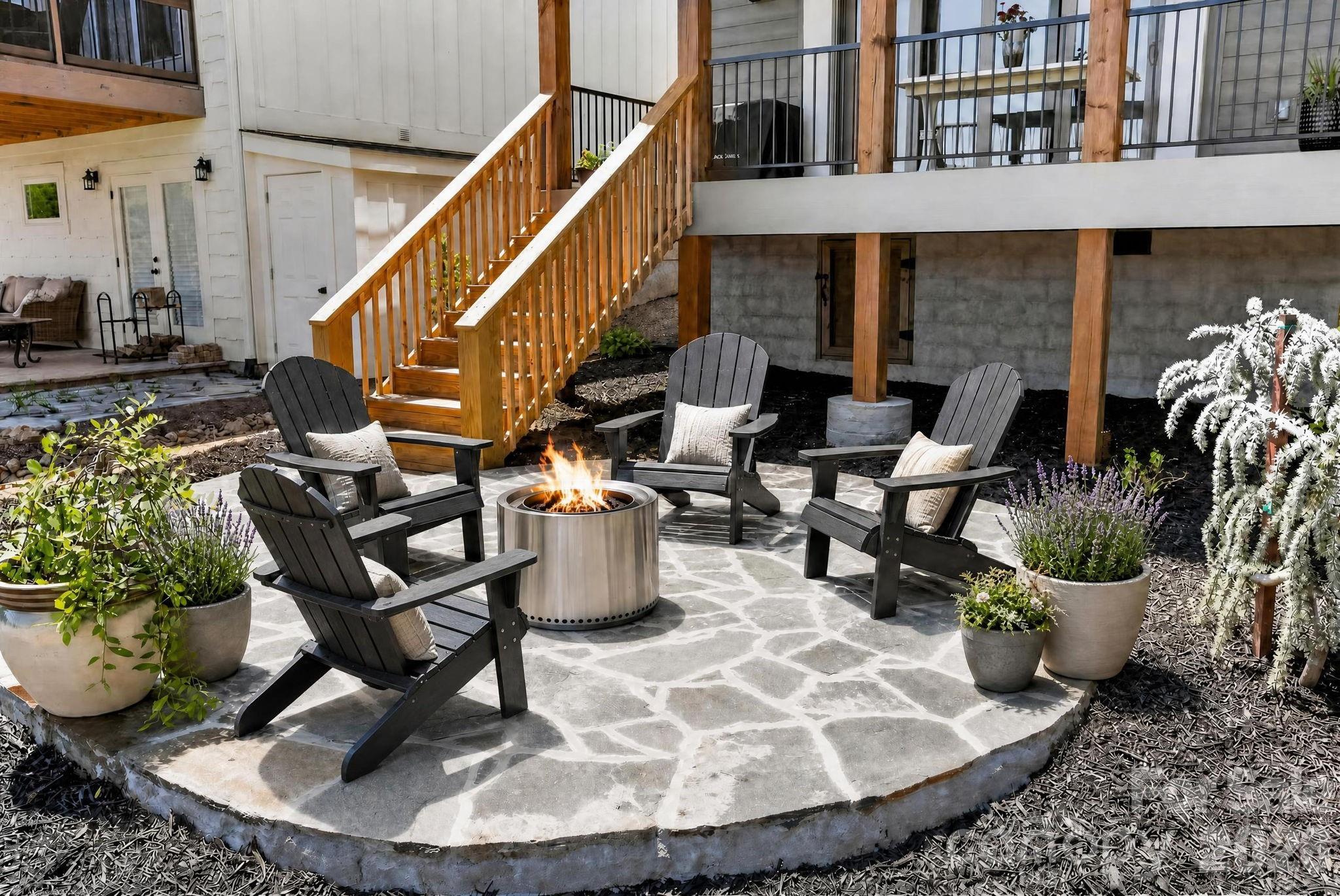 128 Chepstow Place — Black Mountain