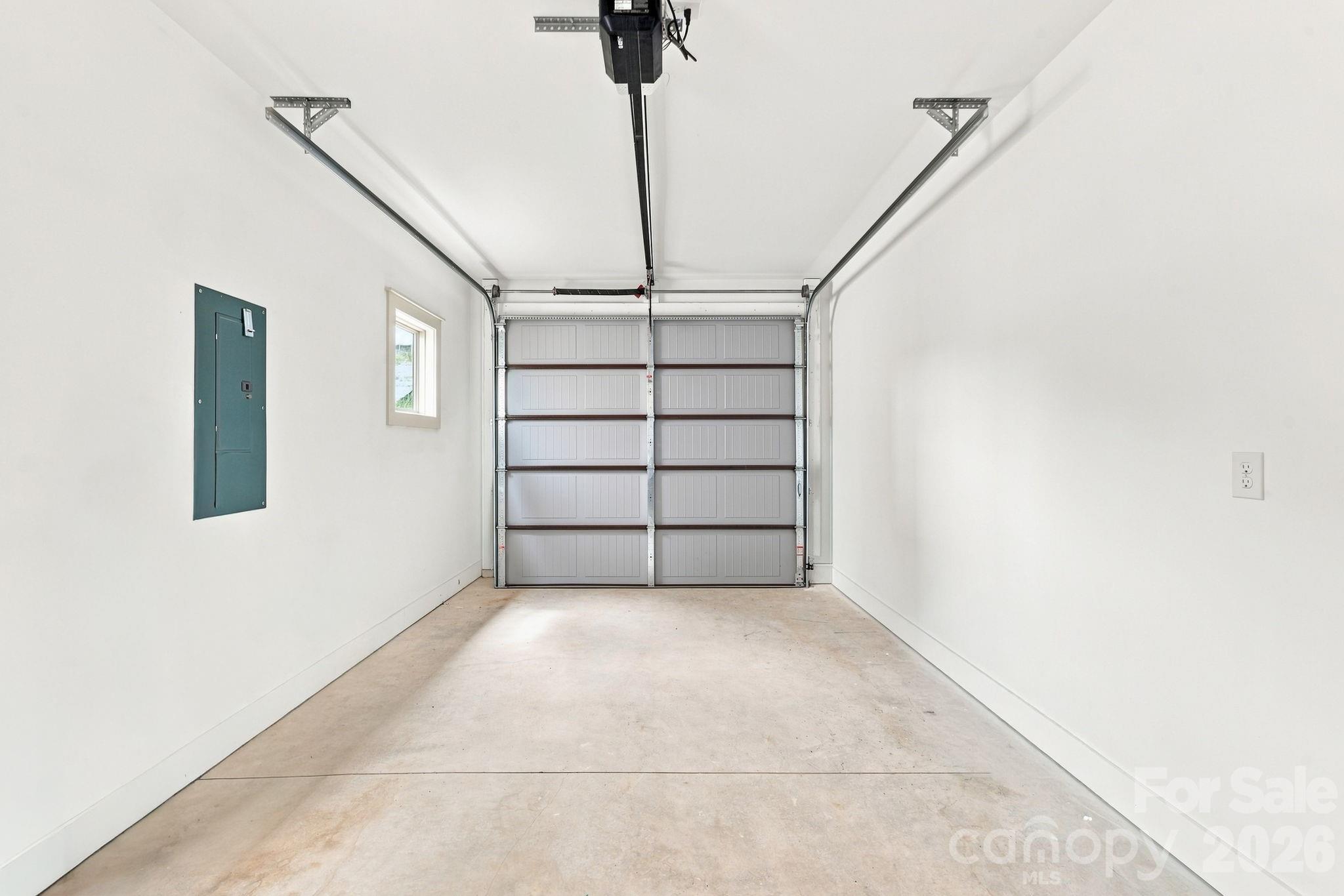 128 Chepstow Place — Black Mountain