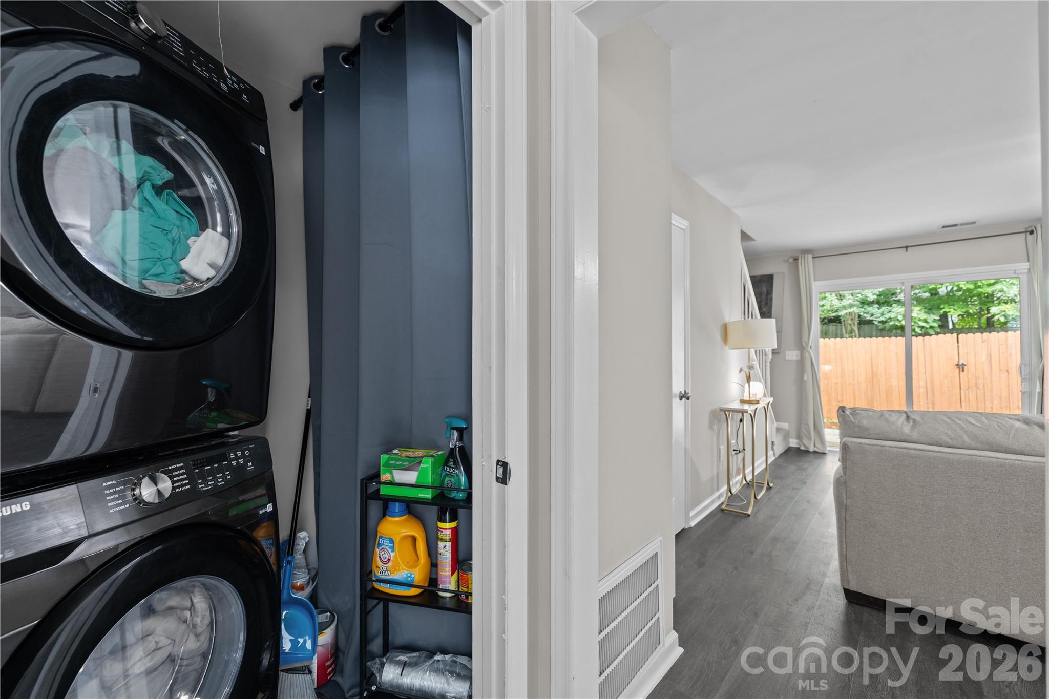 8407 Rust Wood Place — Charlotte
