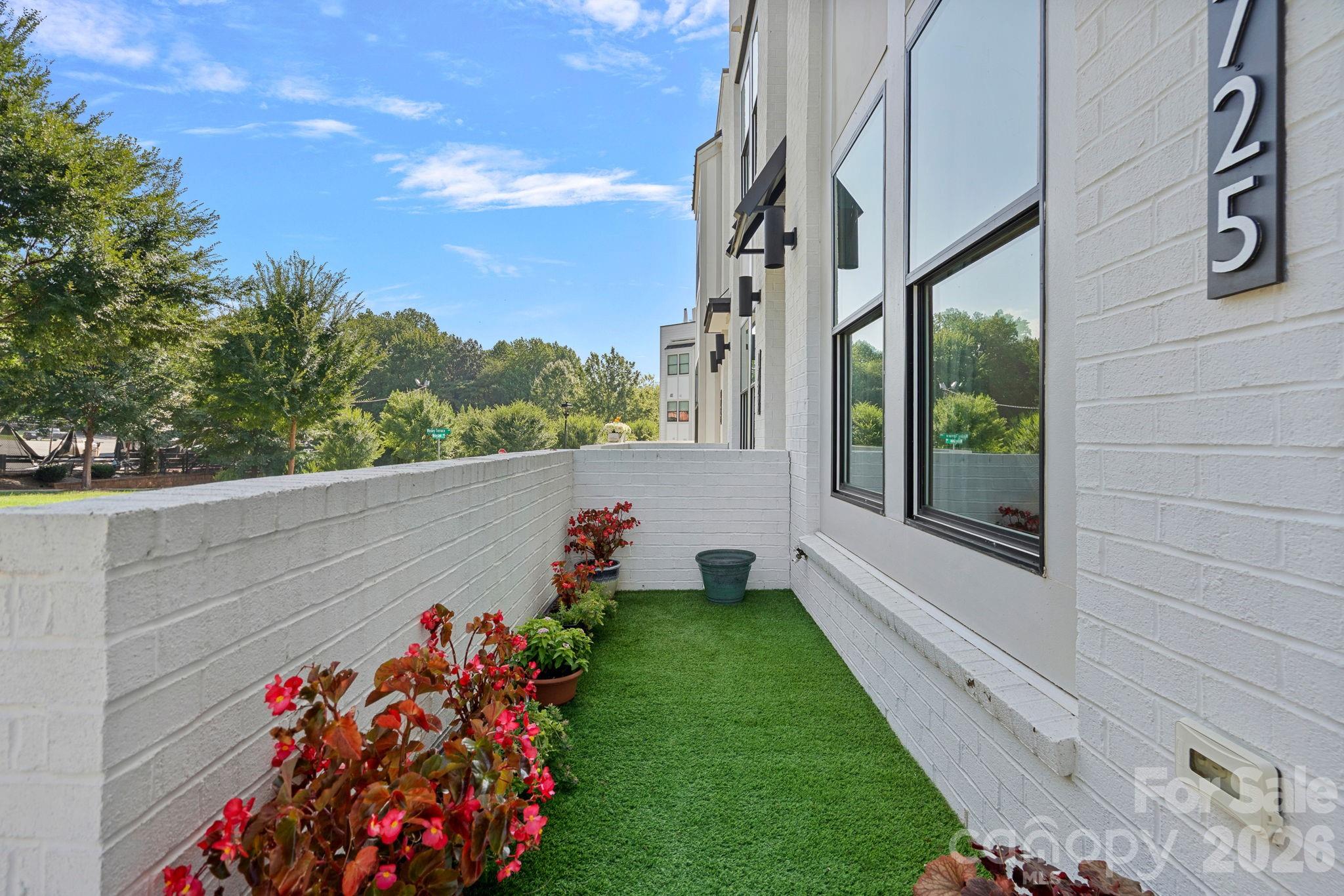 1725 Wesley Green Way — Charlotte
